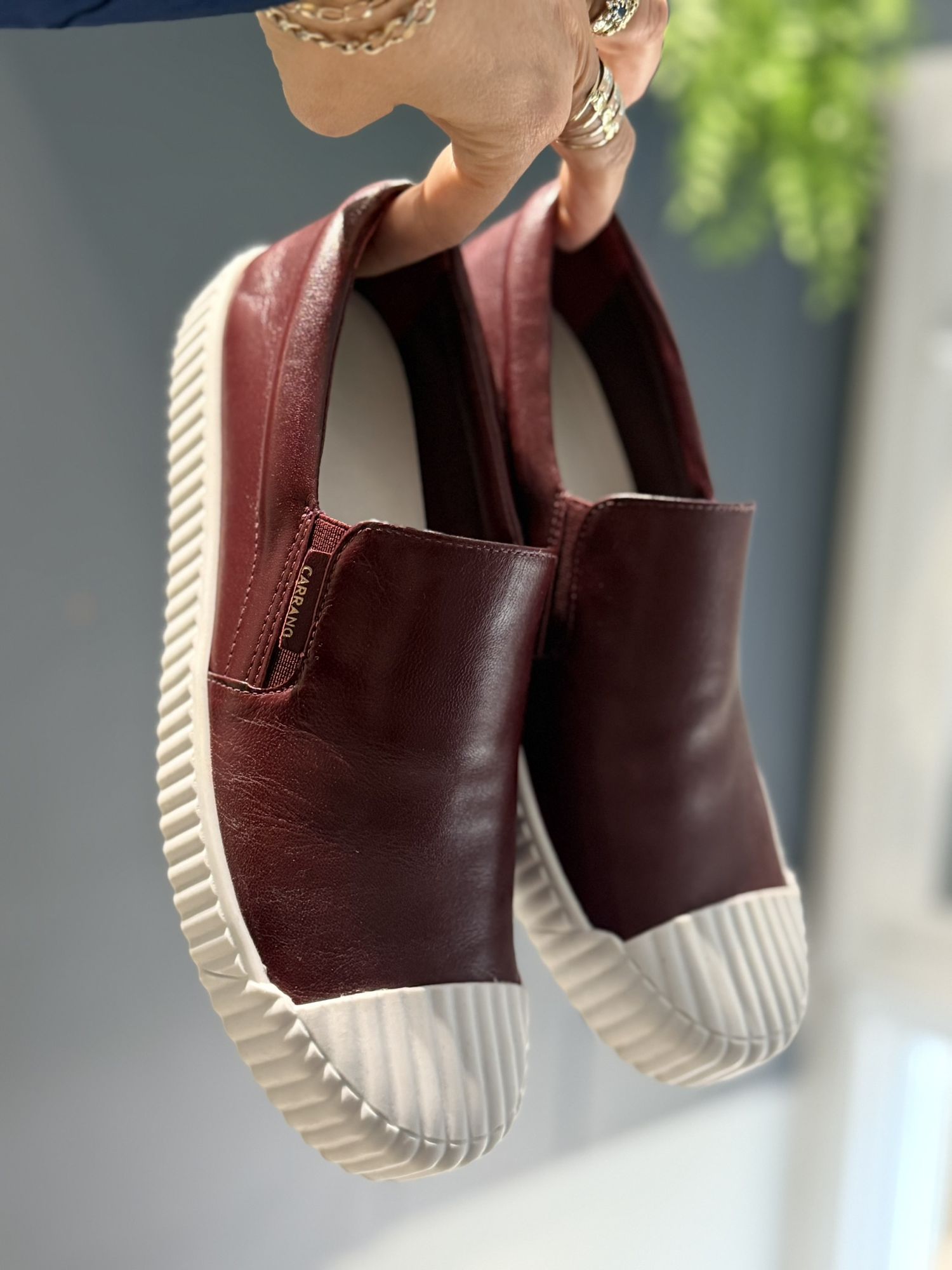 Tênis Kicks Slip On Couro Bordo 1402
