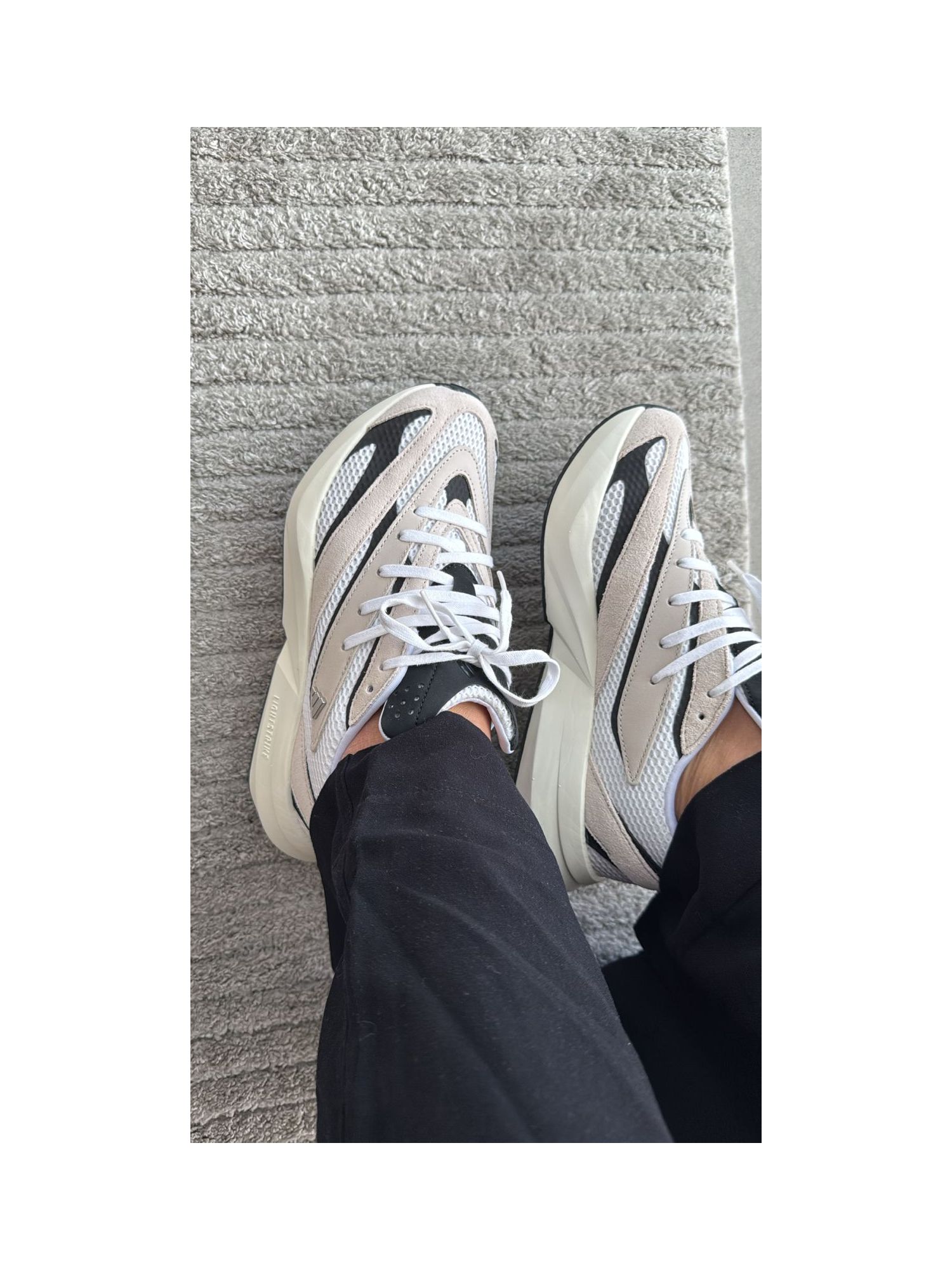 Tênis Adidas Ligtblaze 0108