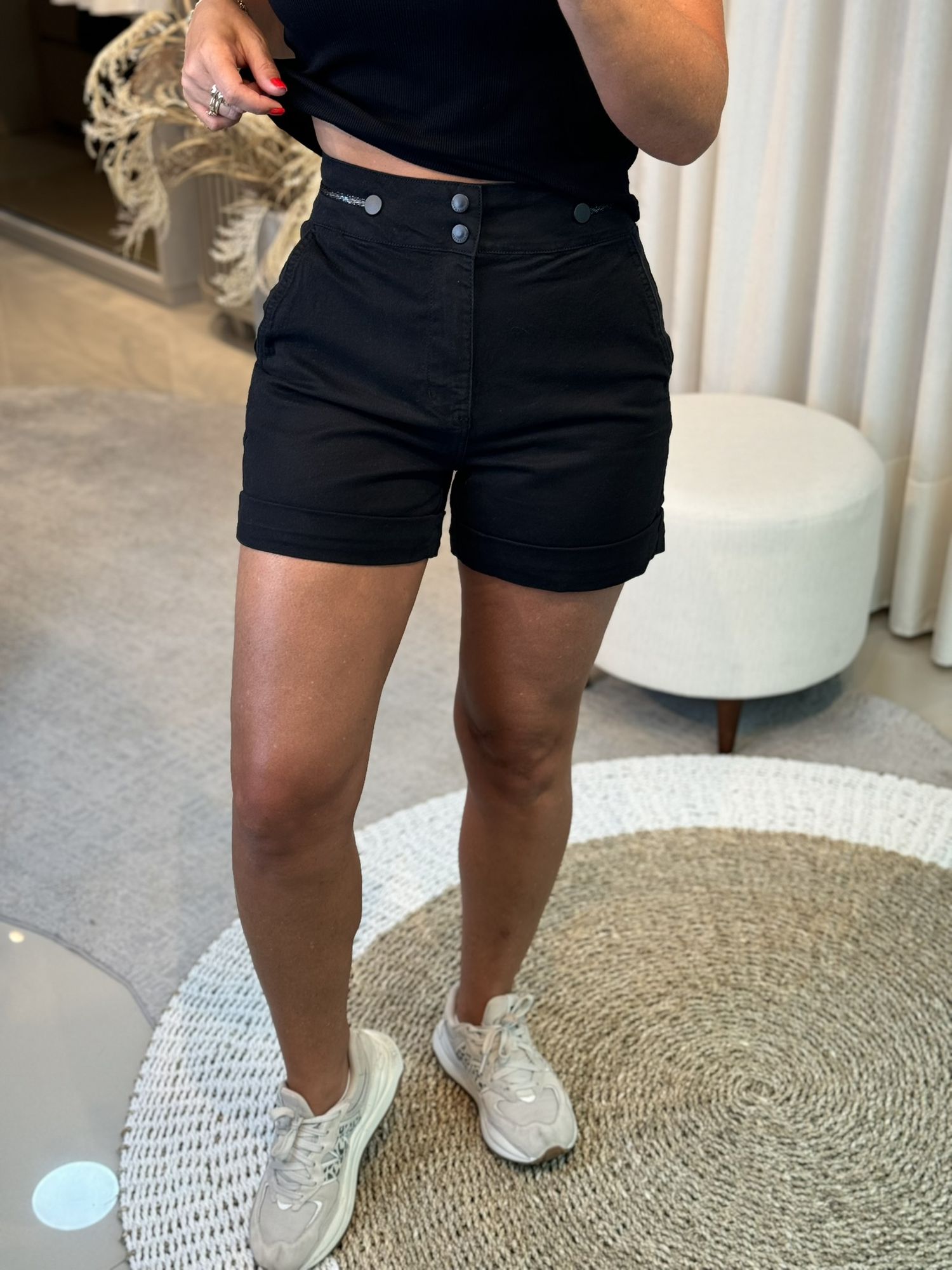 Shorts Maria.Valentina Reto Alta Preto