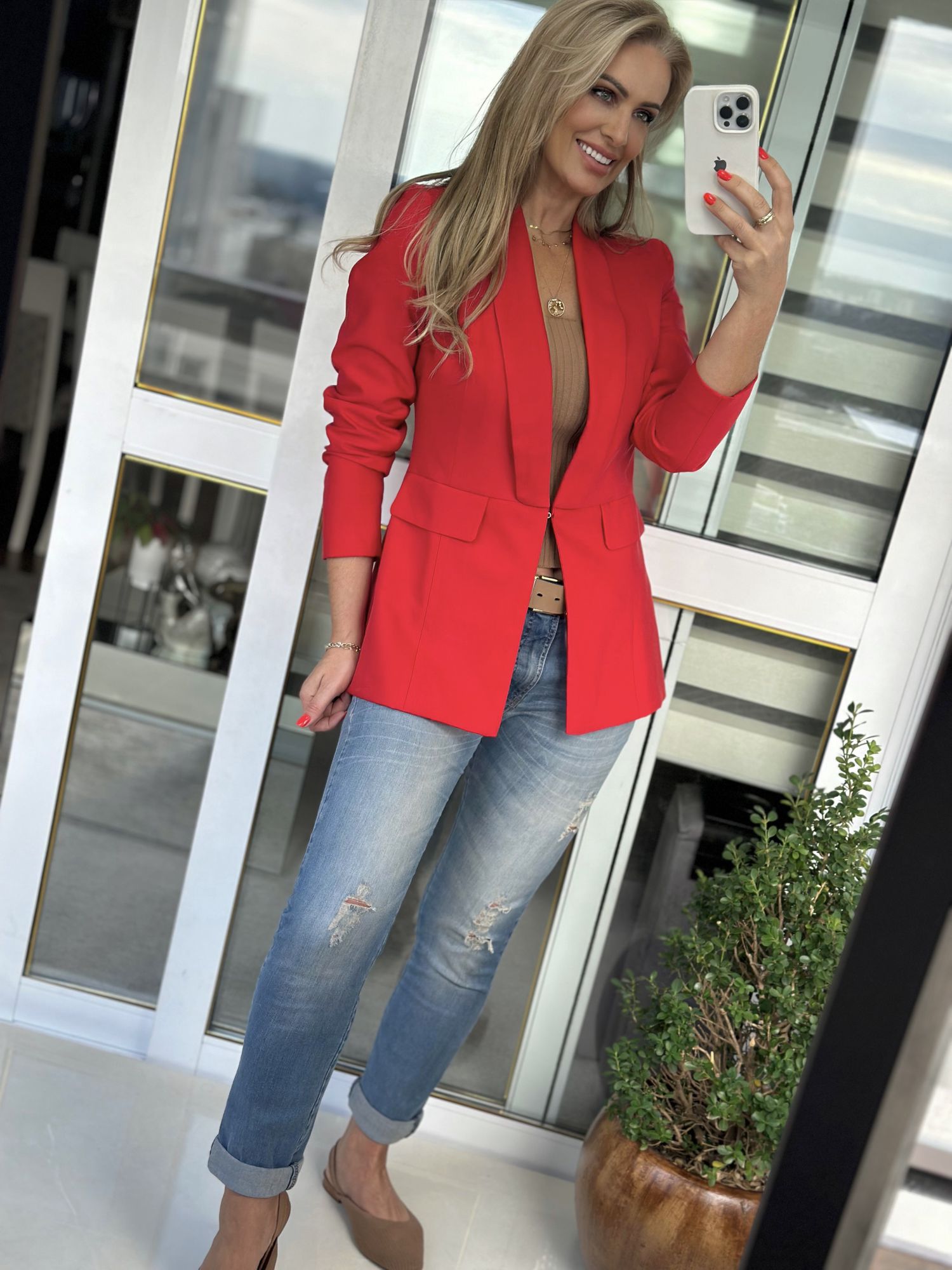 Blazer Alongado Minimalista Com Gola Vermelho