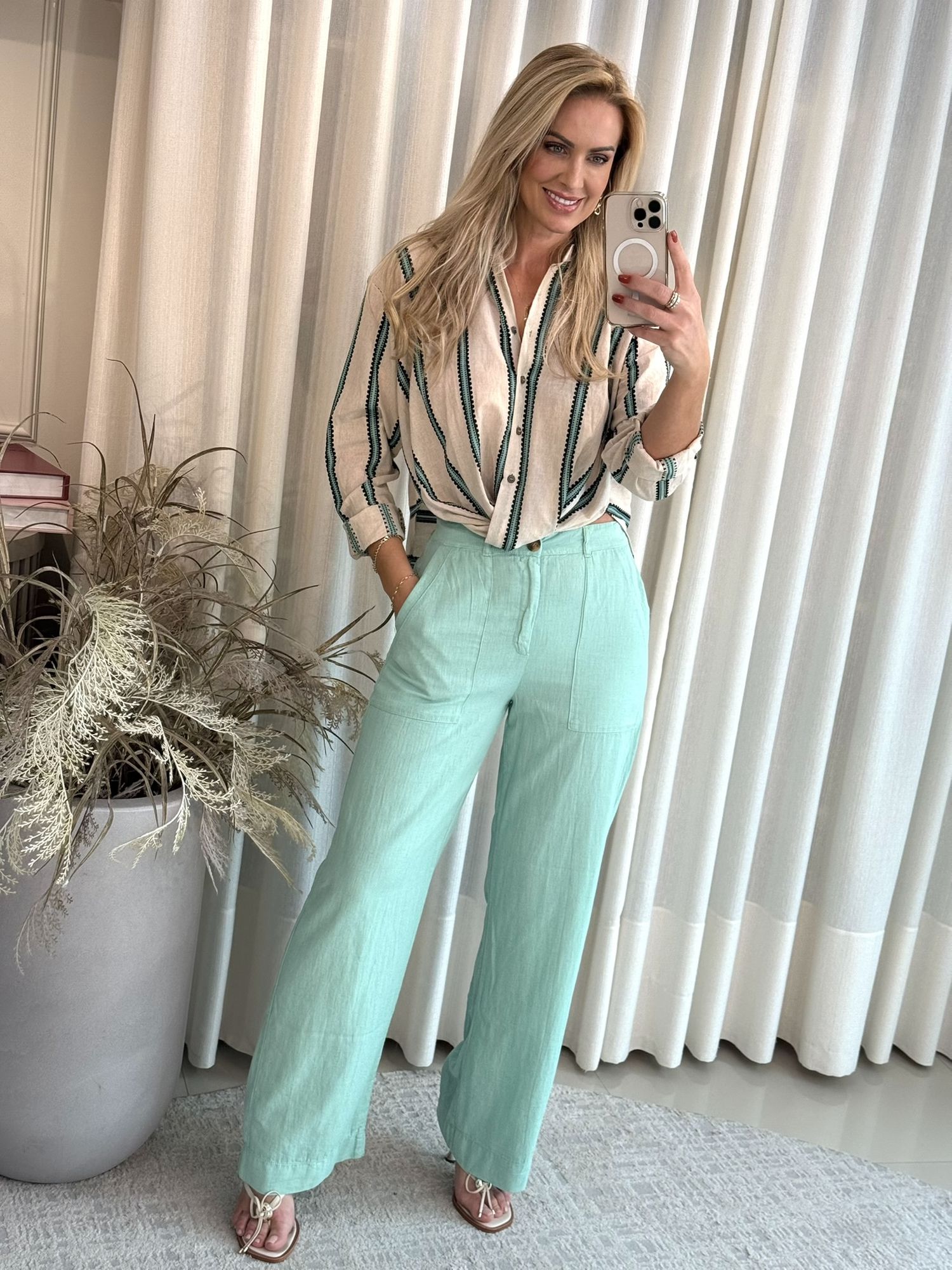 Camisa De Mangas Longas Com Gola Padre E Nó Barra Verde 2708