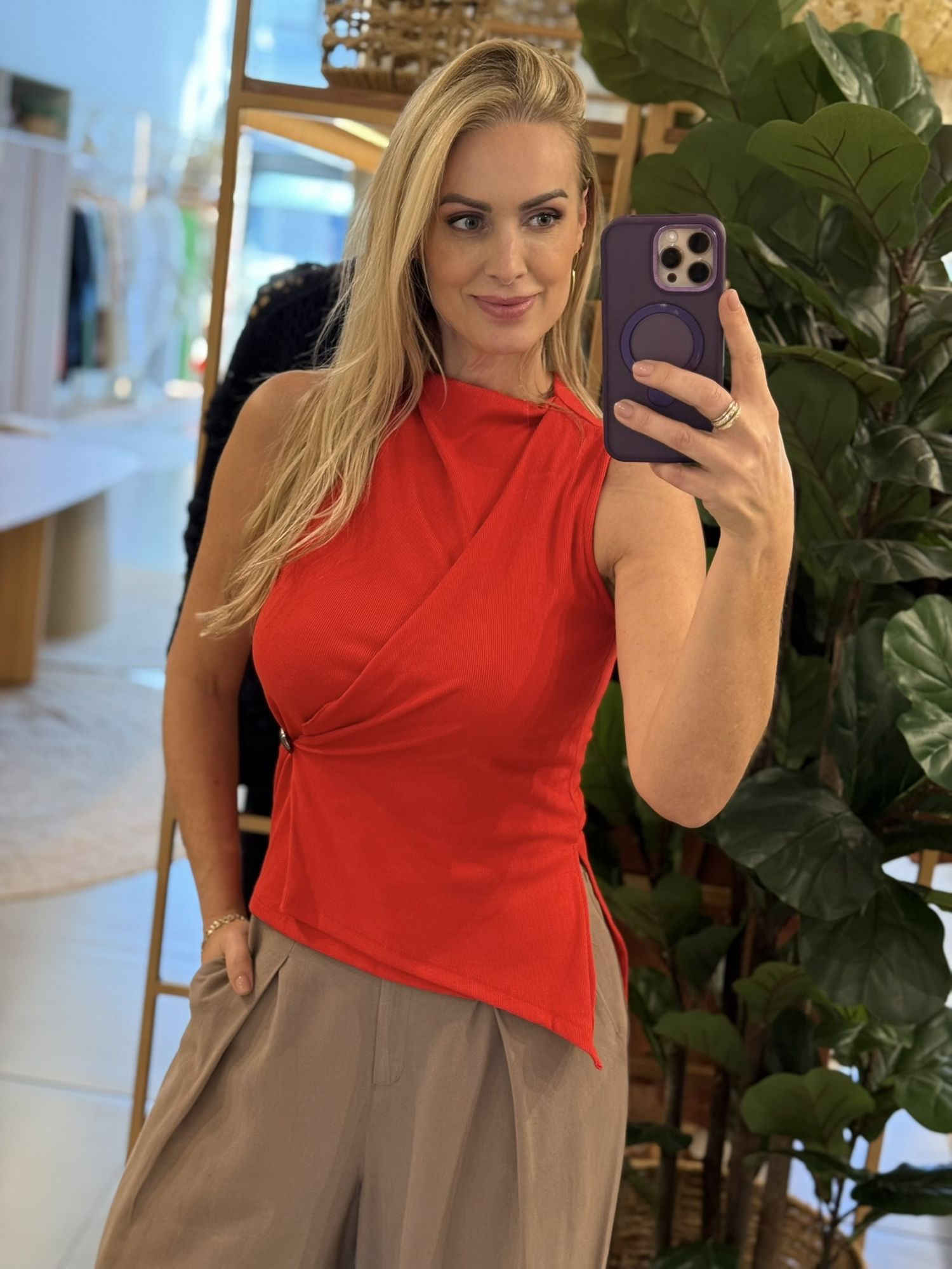 Blusa Lez a Lez Transpassada Canelada Com Enfeite Lateral Metalizado Vermelho 0310