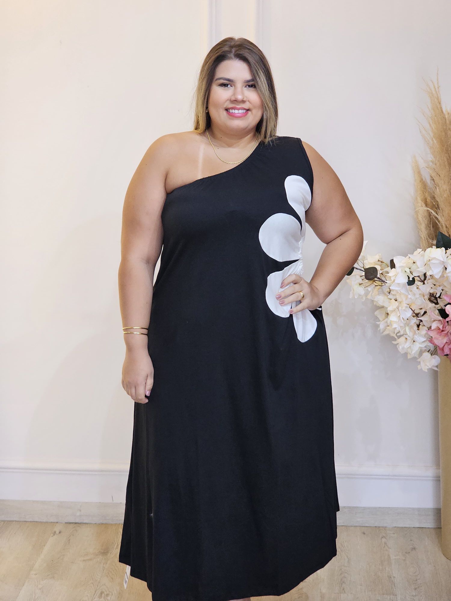 VESTIDO BELLA FLOR NULA MANGA PRETO - 333333334065 - Érika Araújo Store