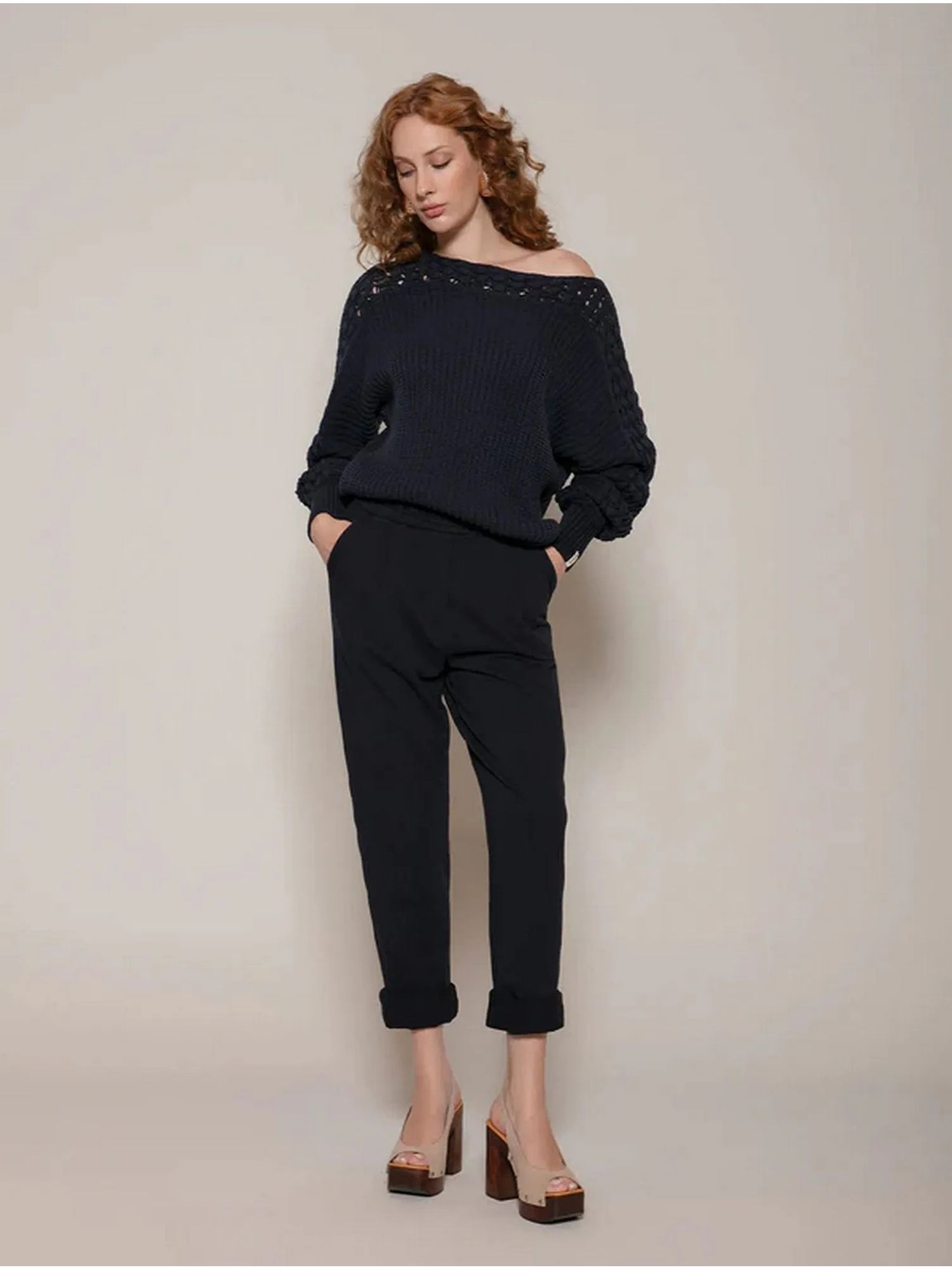 Calça Biamar Com Detalhe No Cós Elástico Na Cintura Azul Marinho 