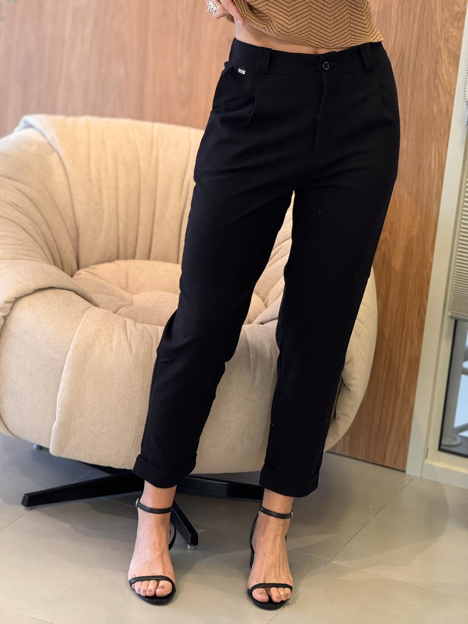 Calça Kati De Alfaiataria Preto