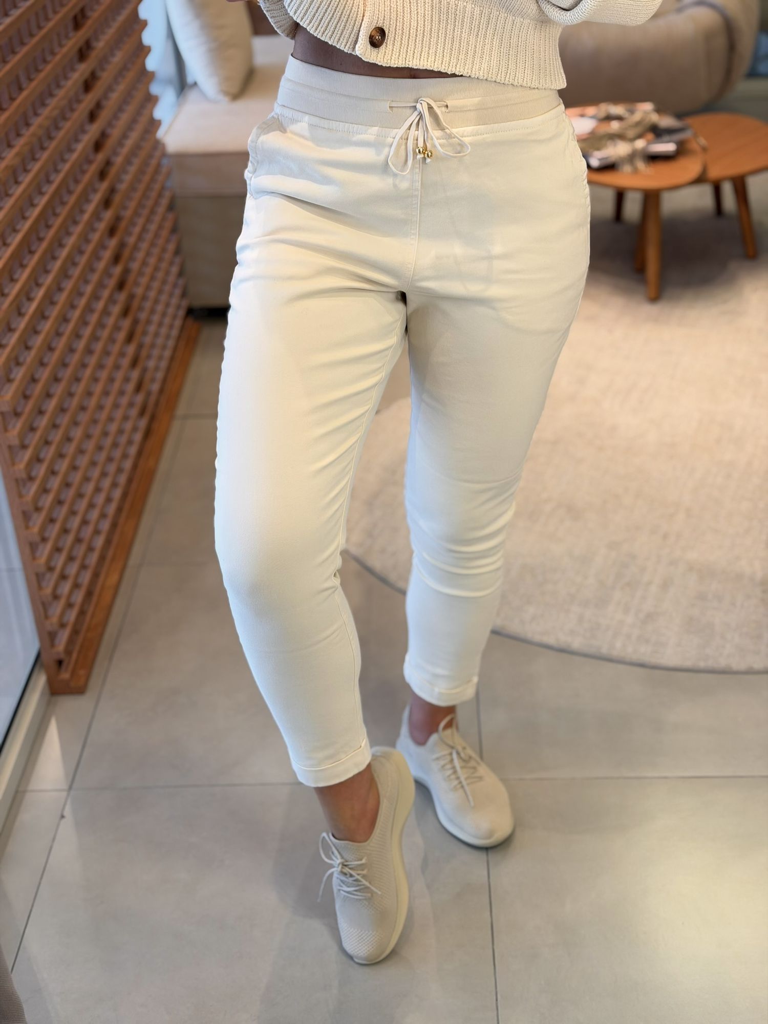 Calça De Sarja Com Cordão Areia