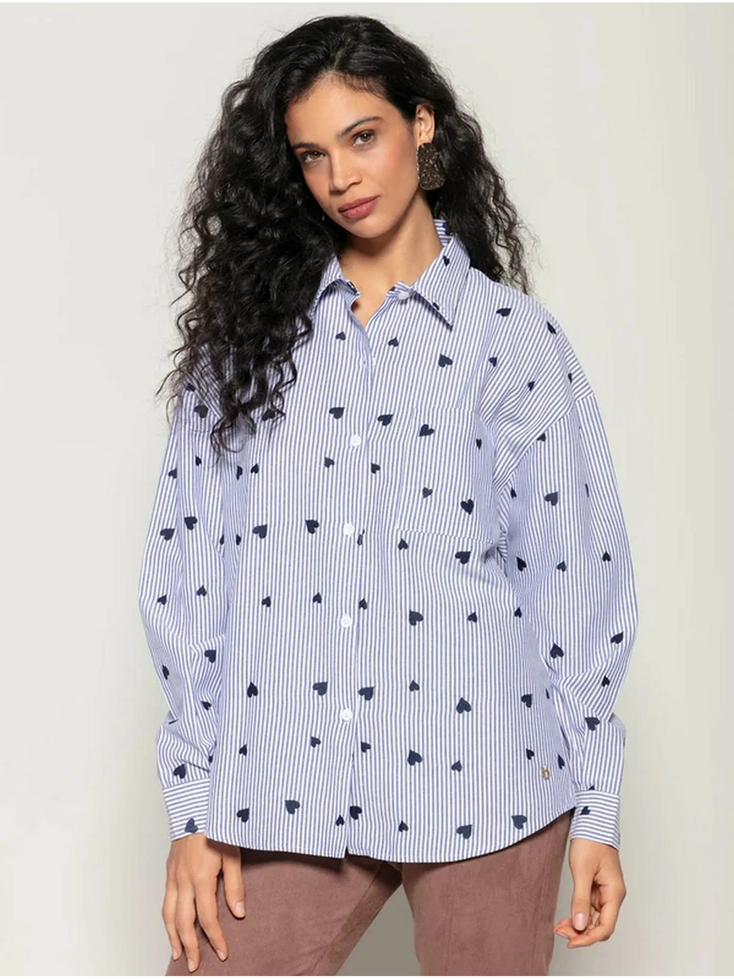 Camisa Biamar Bordada Com Fendas Laterais Azul 1301 