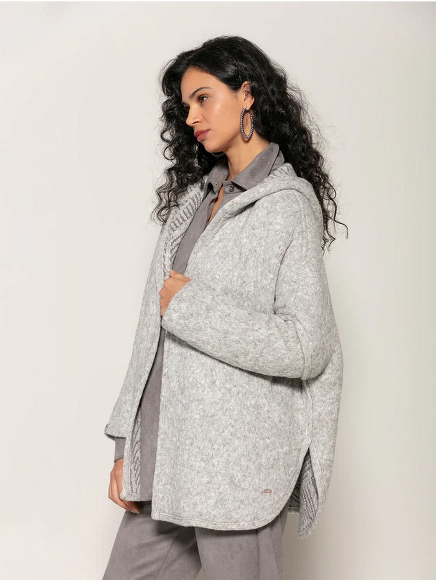 Capa Biamar Reversível Padronagem Geométrica E Capuz Cinza 1601 