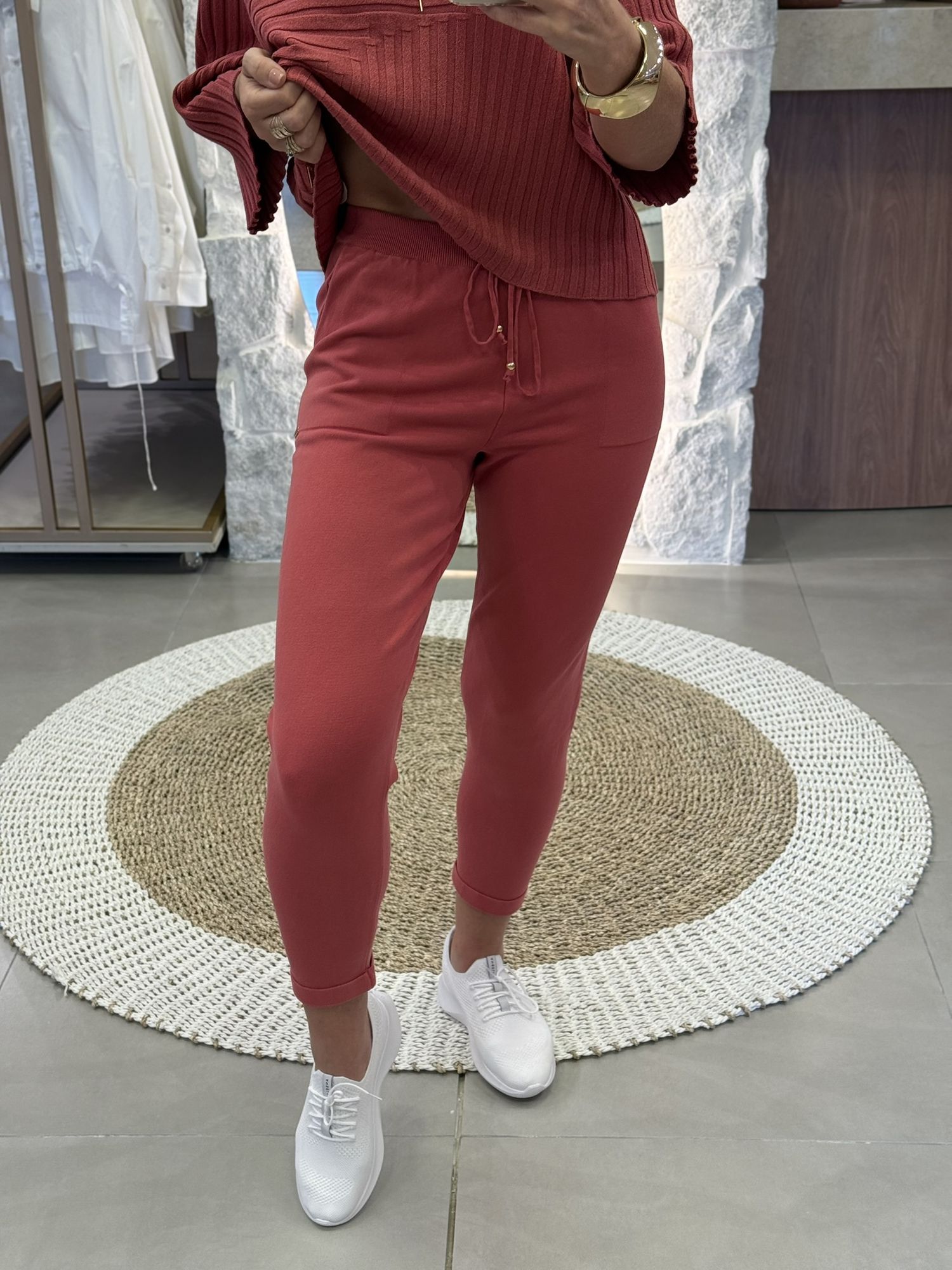 Calça De Tricô Com Barra Italiana Goiaba E80 1610