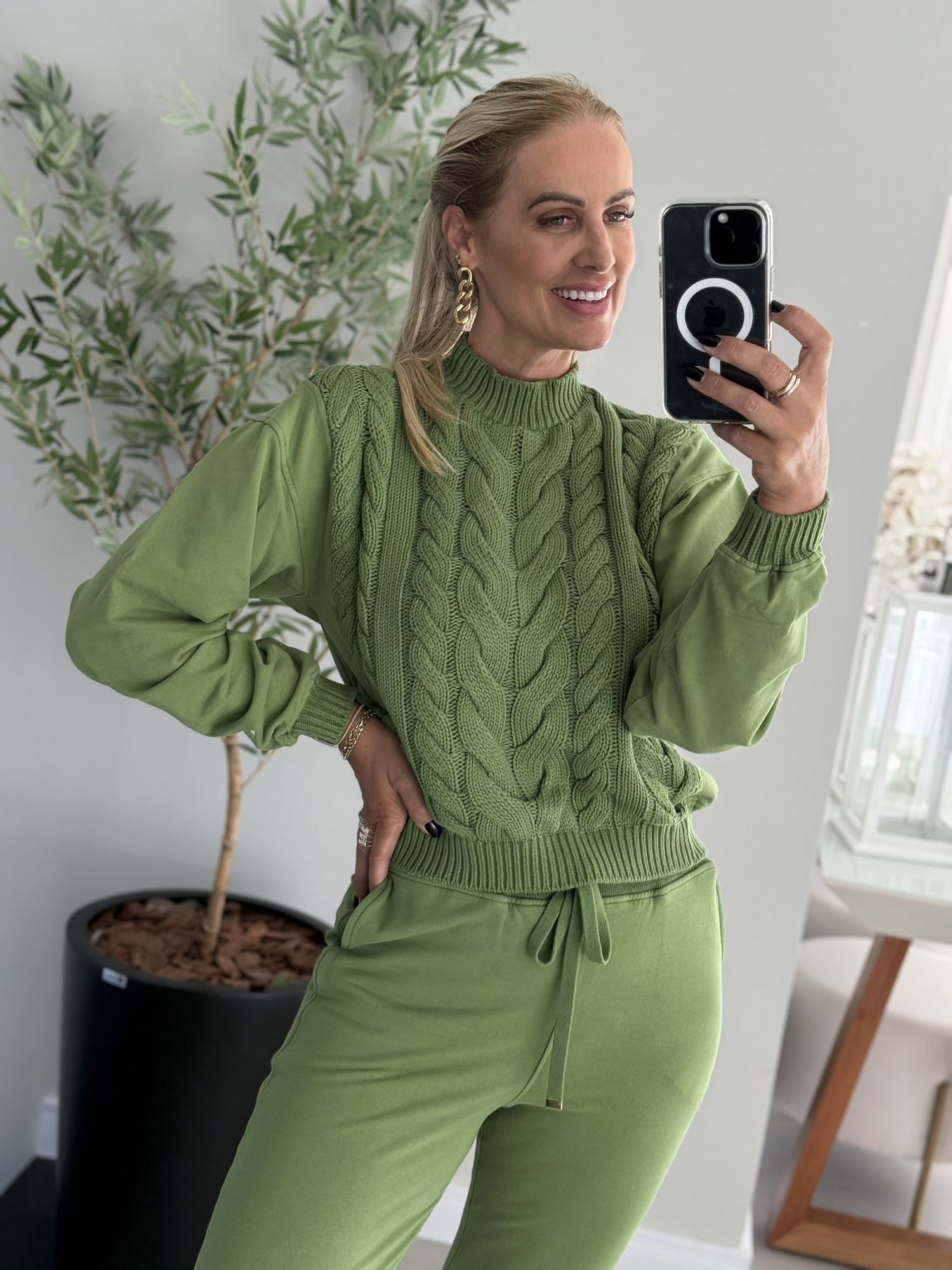 Blusa Abenção Trançada Com Moletom Verde 