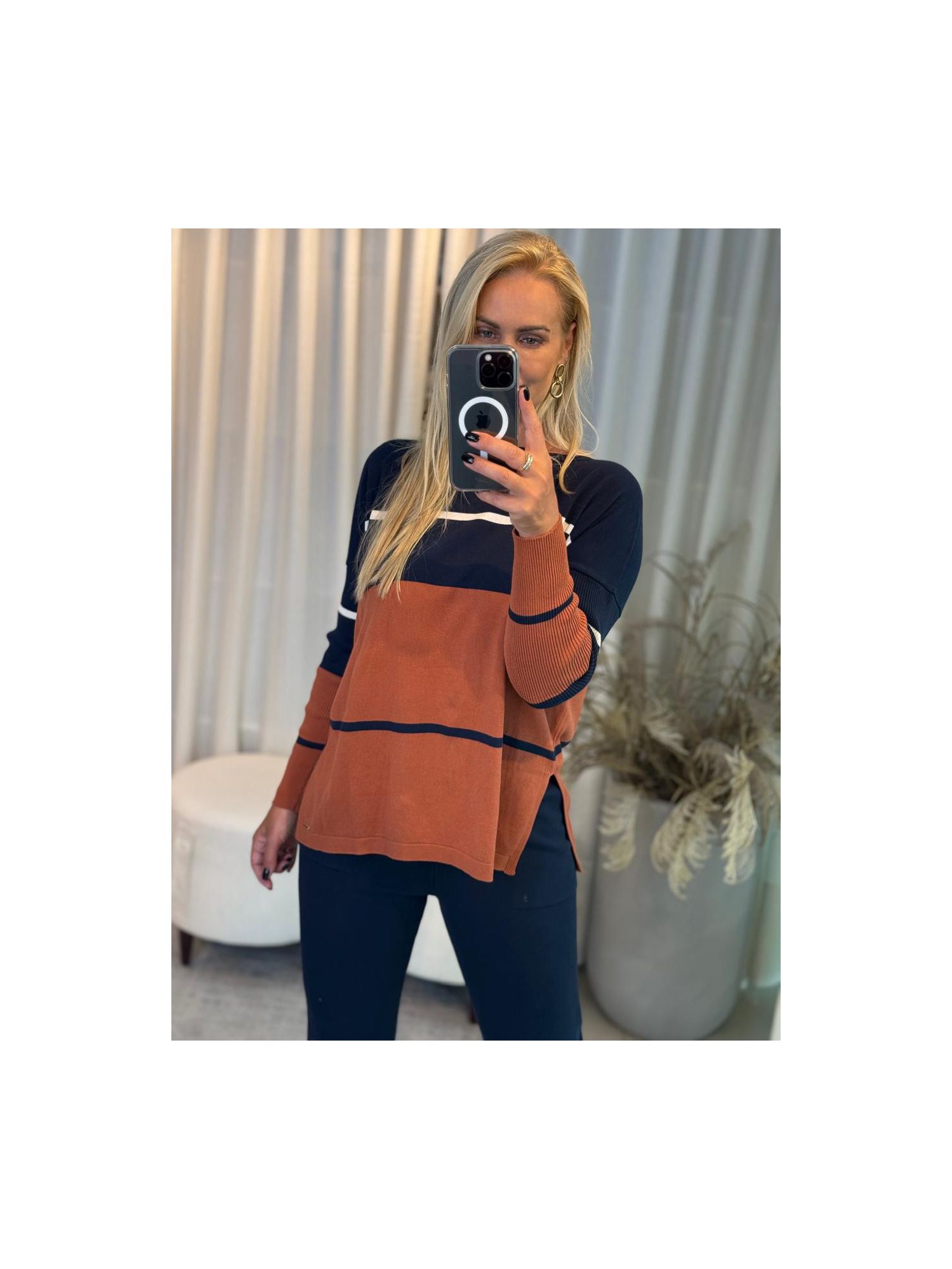 Blusa Alongada Listrada Caramelo e Marinho 