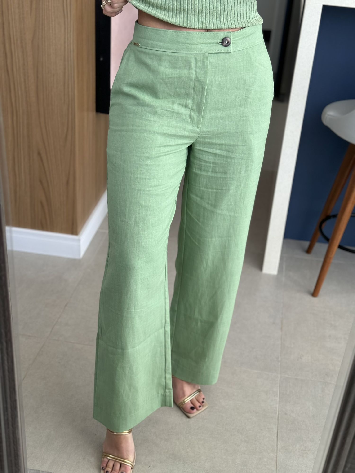Calça Reta Em Liocel Verde Menta 