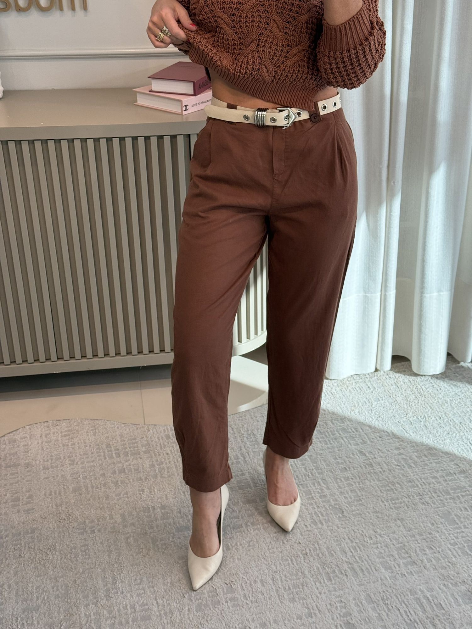 Calça Biamar Com Pregas E Bolso Faca Marrom 2207 