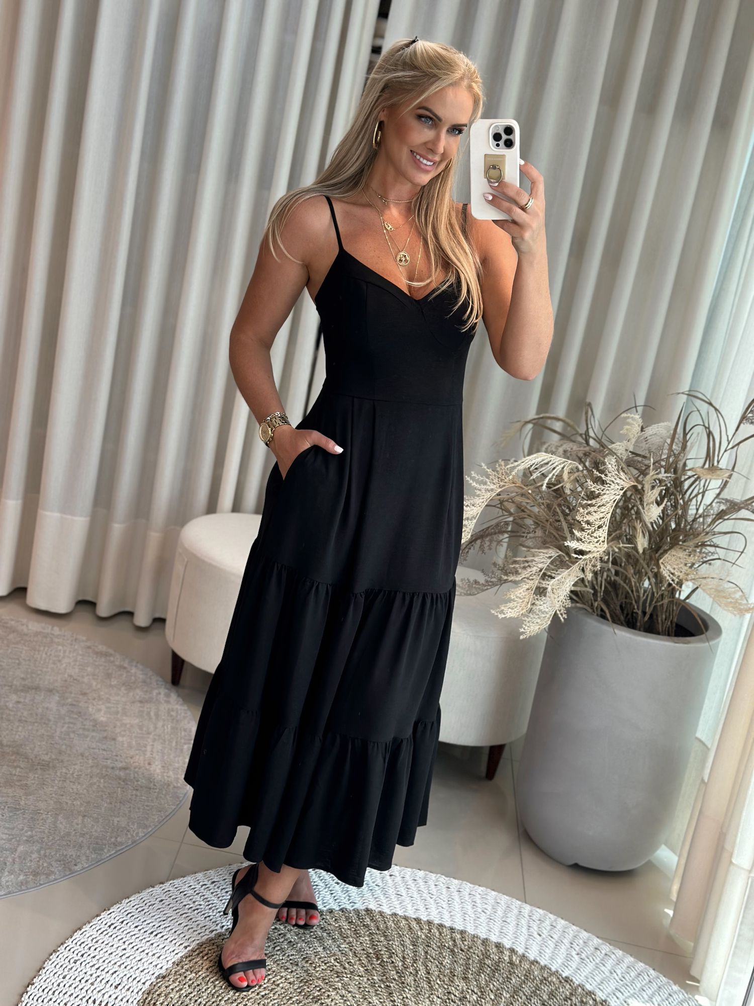 Vestido Beat com Bojo Hawaii Ciganinha Preto