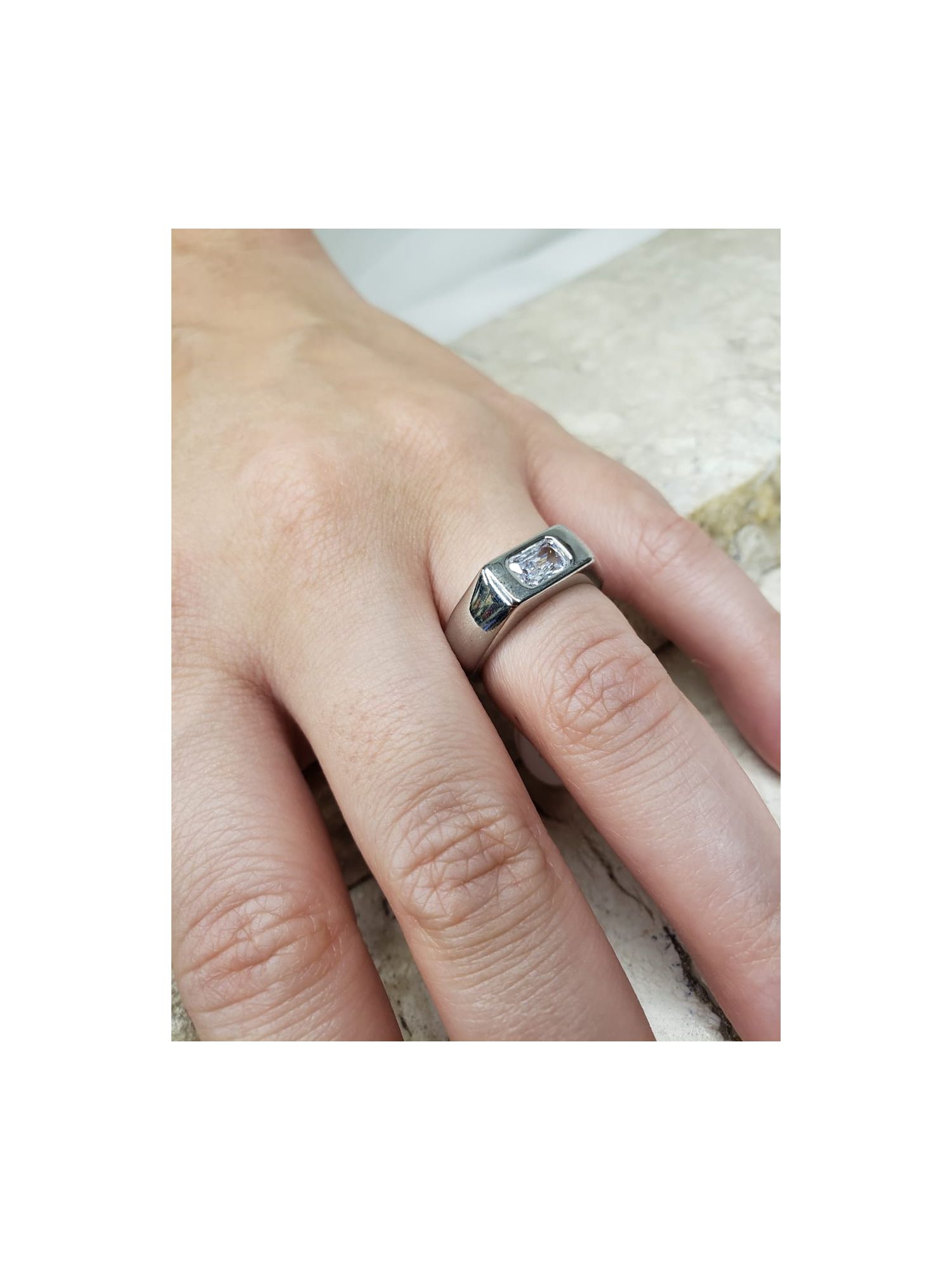 Anel bold de base reta com pedra prata - MISS MODA BIJU