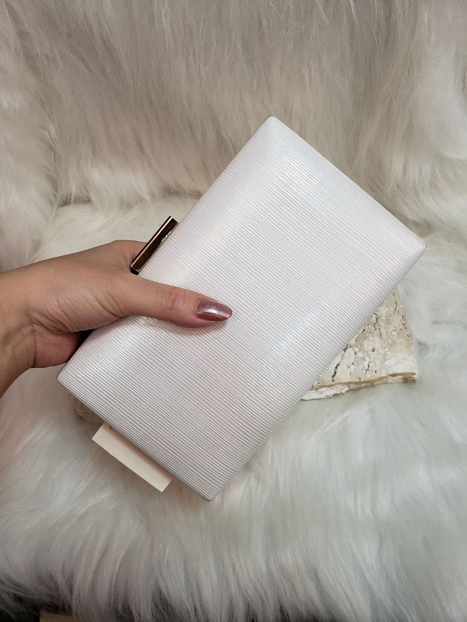 Clutch branca cintilante - MISS MODA BIJU