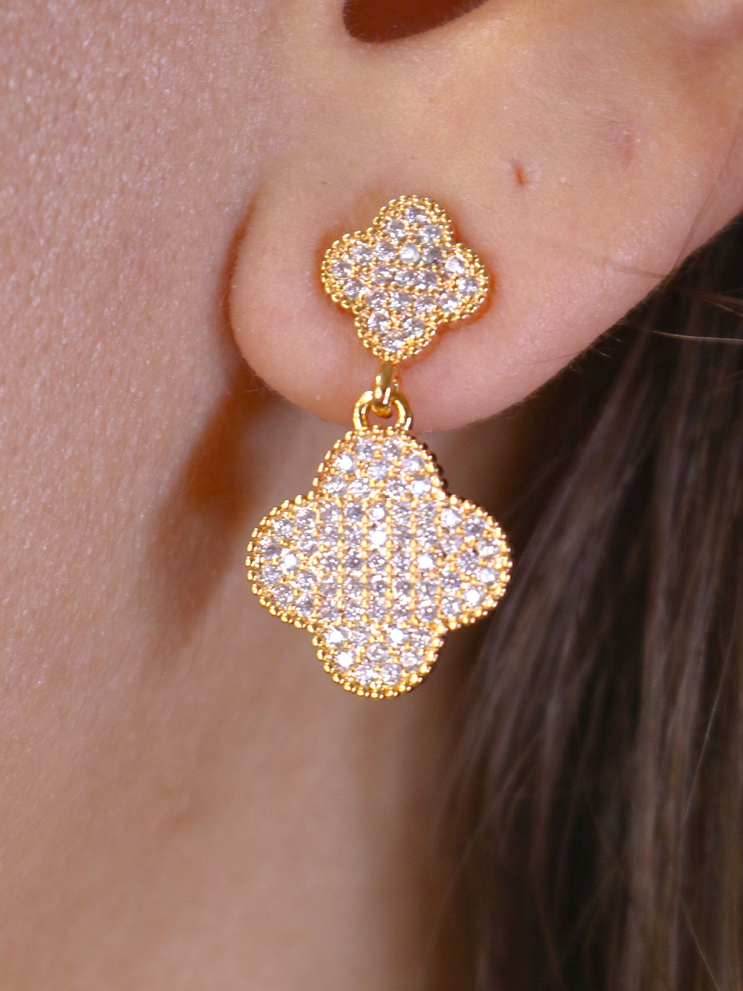 brinco duplo trevo cravejado - MISS MODA BIJU