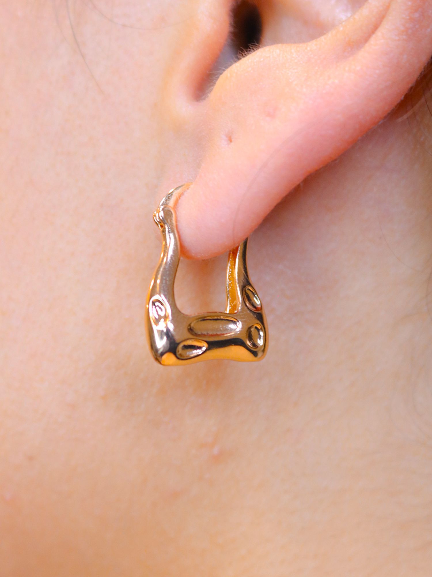 Argola click orgânica - MISS MODA BIJU