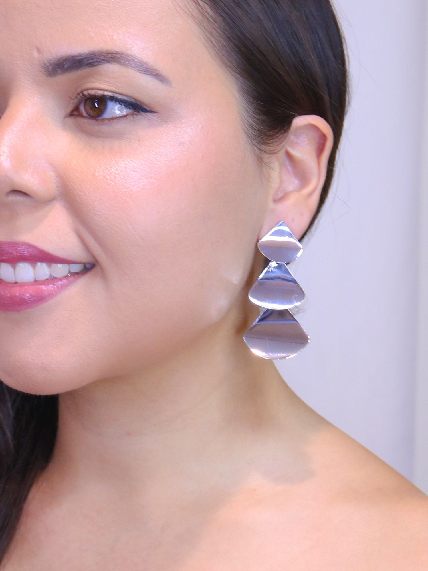 Brinco pendente 3 triângulos - MISS MODA BIJU