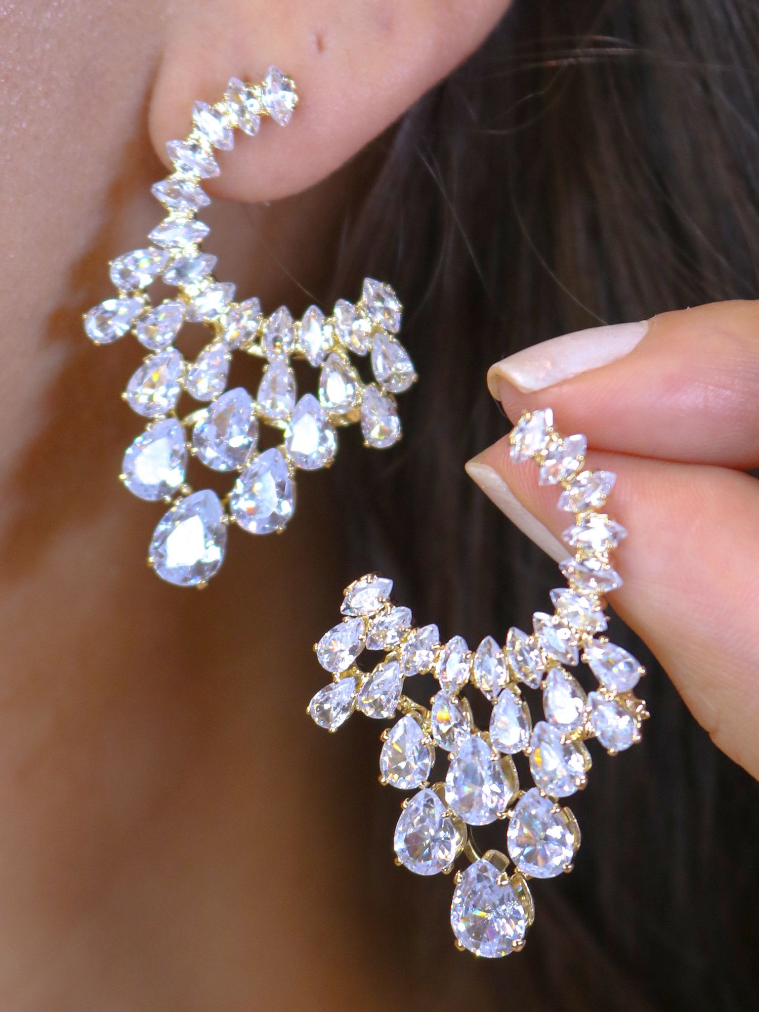 Brinco chuva de brilho - MISS MODA BIJU