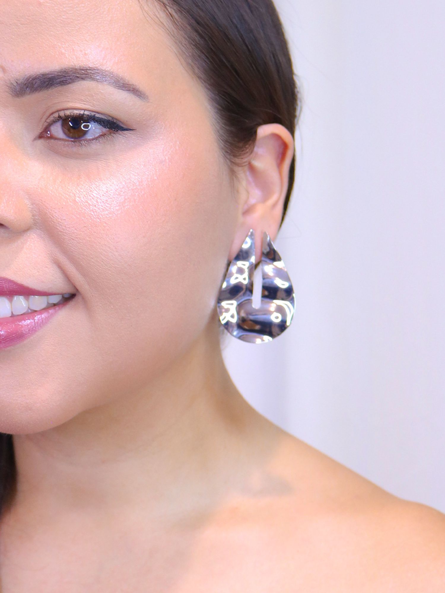 Brinco chamas - MISS MODA BIJU