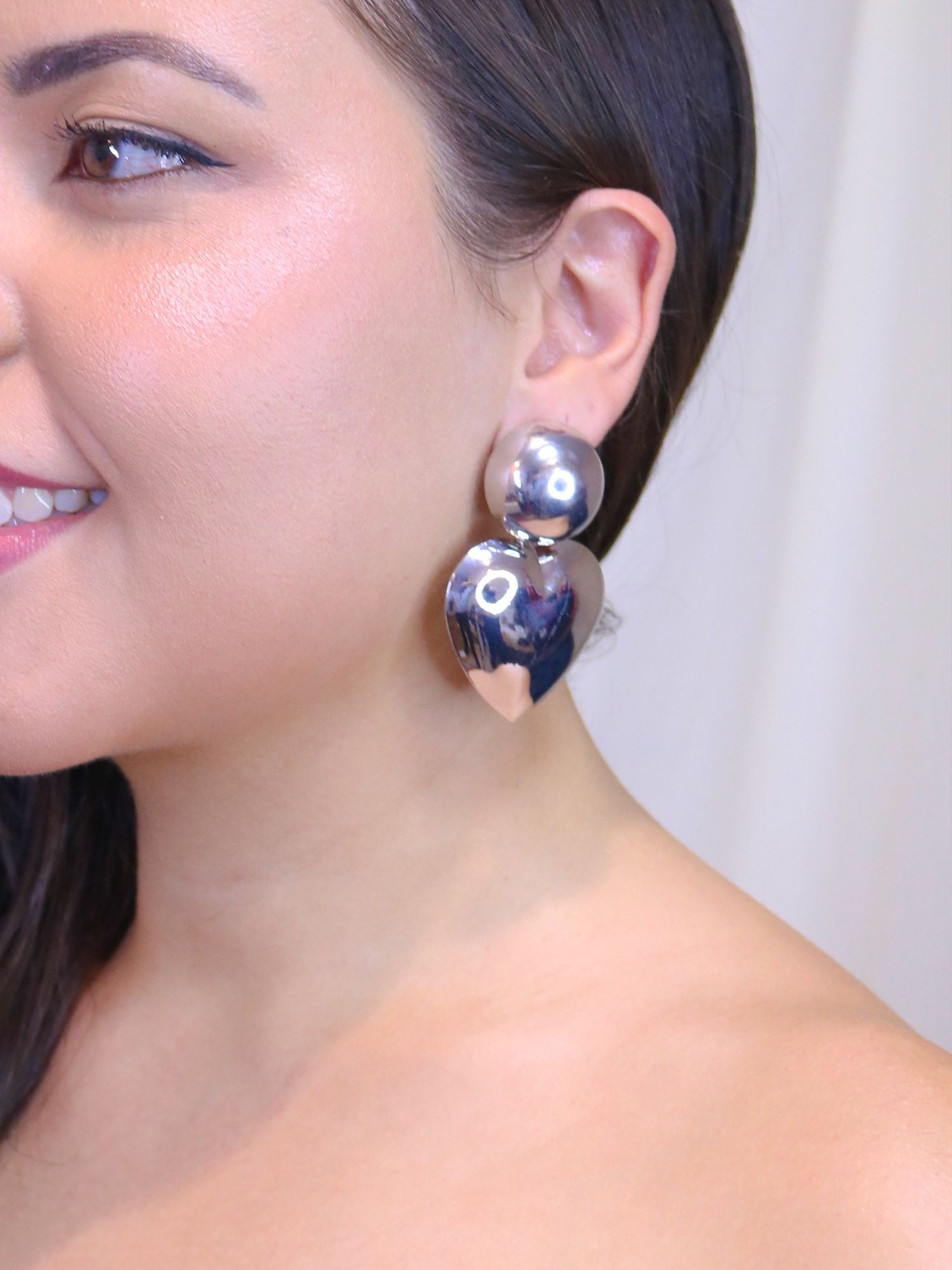 Brinco pendente de coração - MISS MODA BIJU