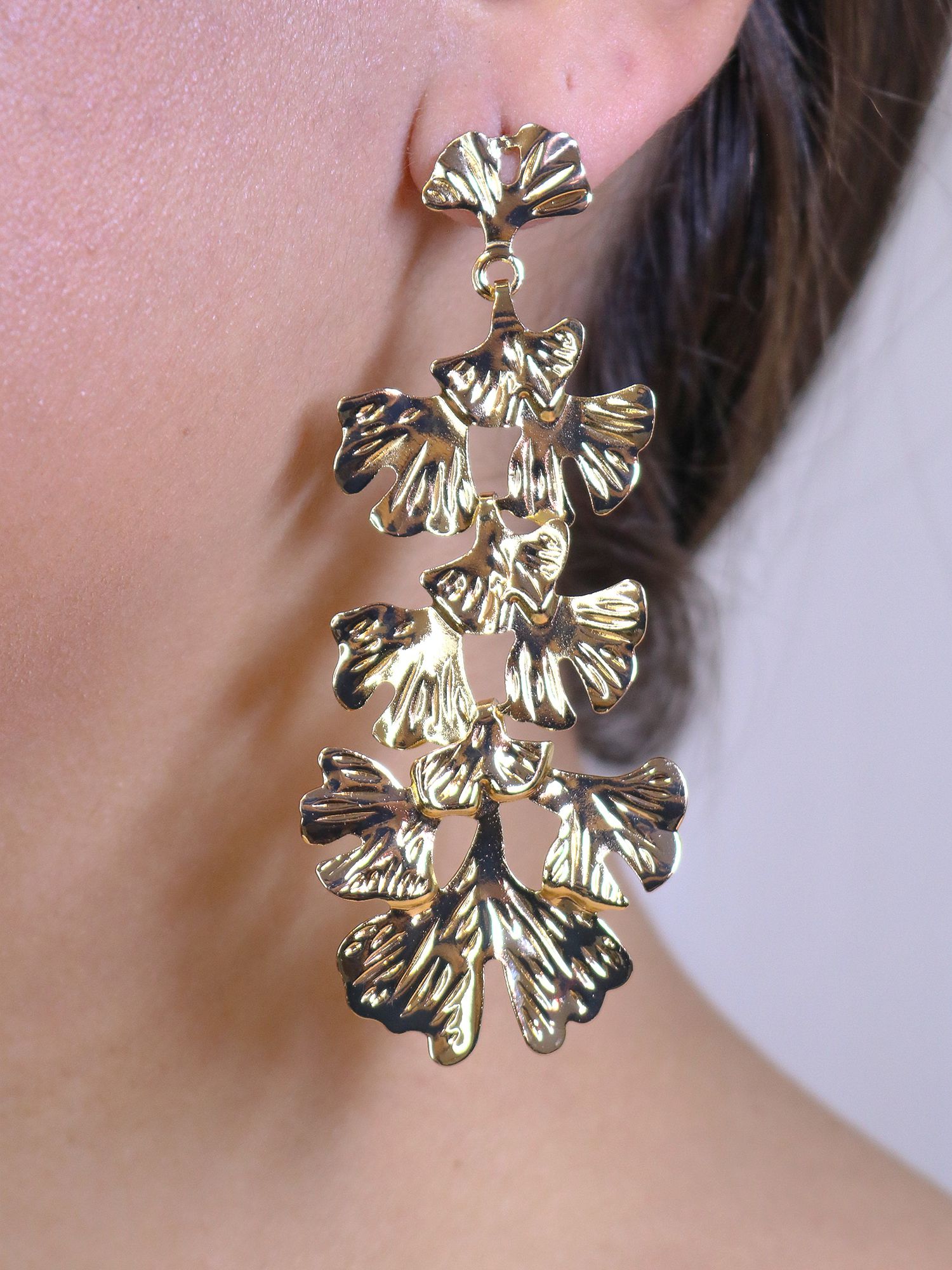 Brinco folhagem - MISS MODA BIJU