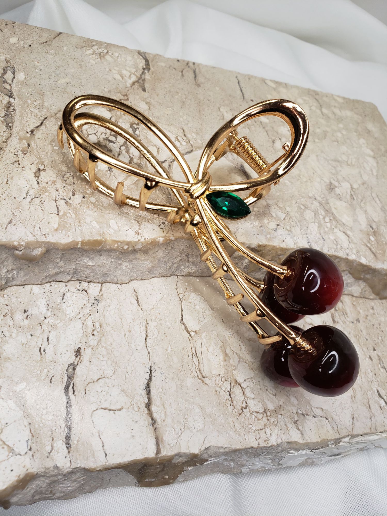 Presilha grande de cereja - MISS MODA BIJU