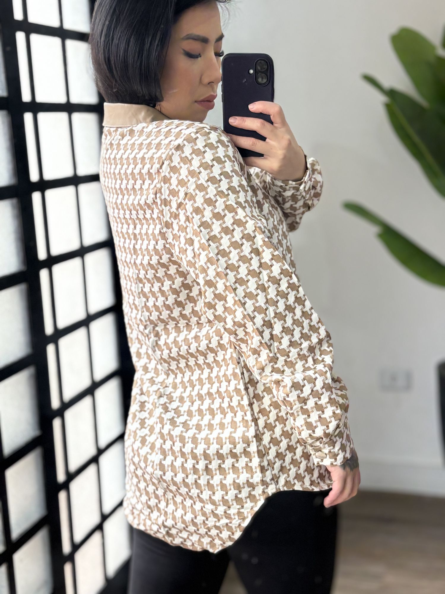 Camisa detalhe em couro Cecília 2153- Bege