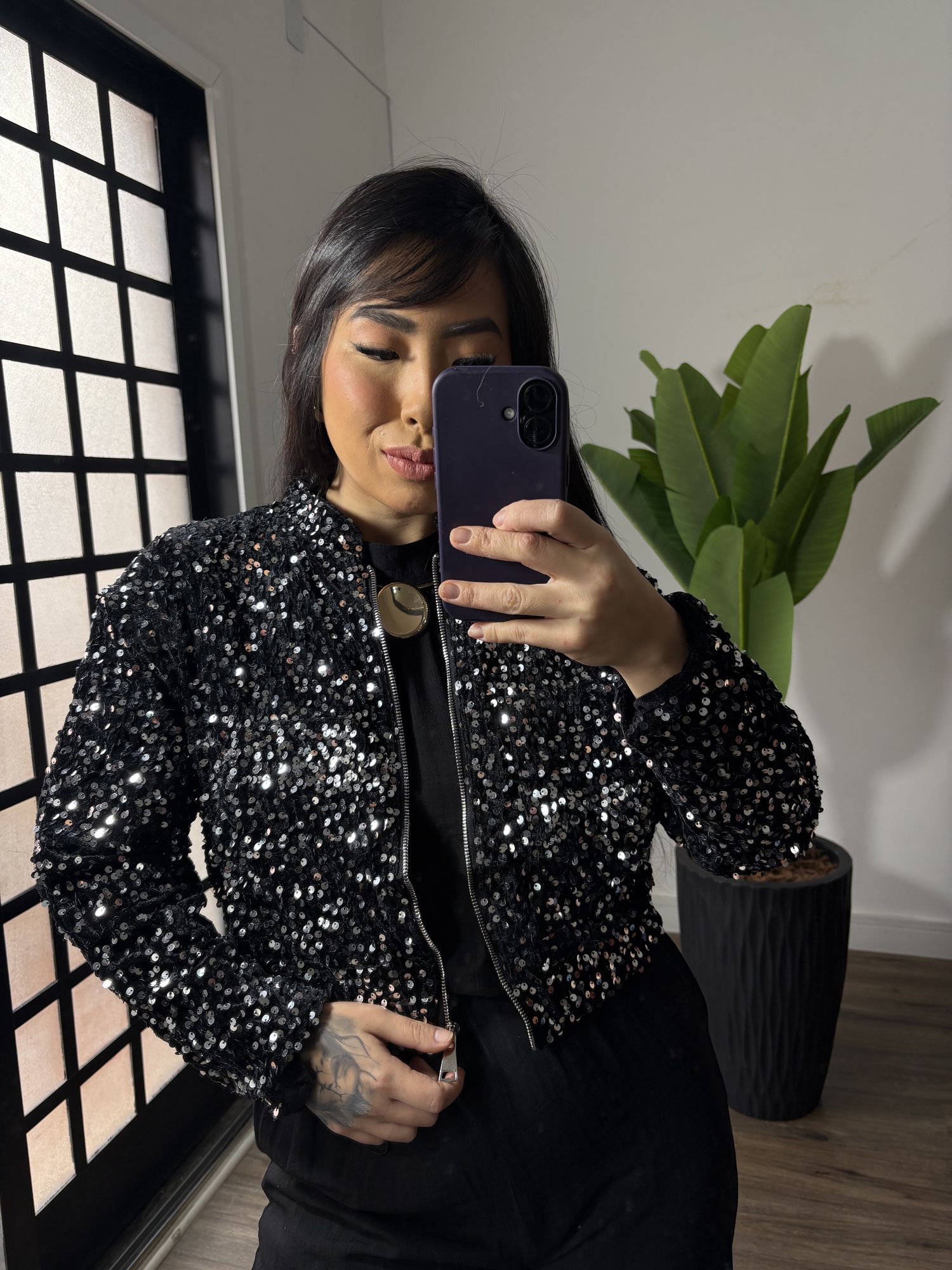Jaqueta bomber coleção Shine 9913 - Preto c/ prata 