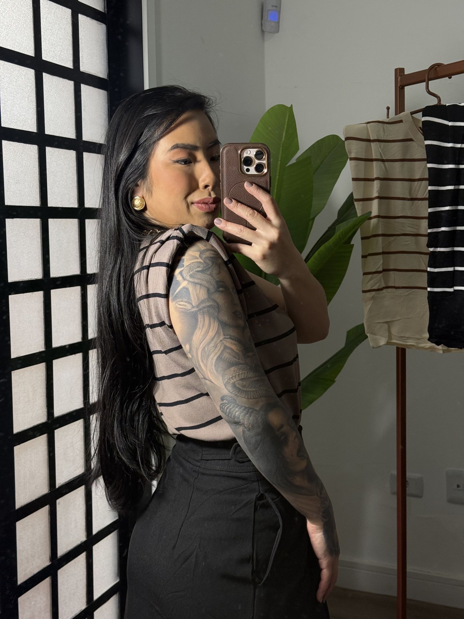 Blusa Muscle Tee Tricô Ana Lucia 2056 - Marrom 