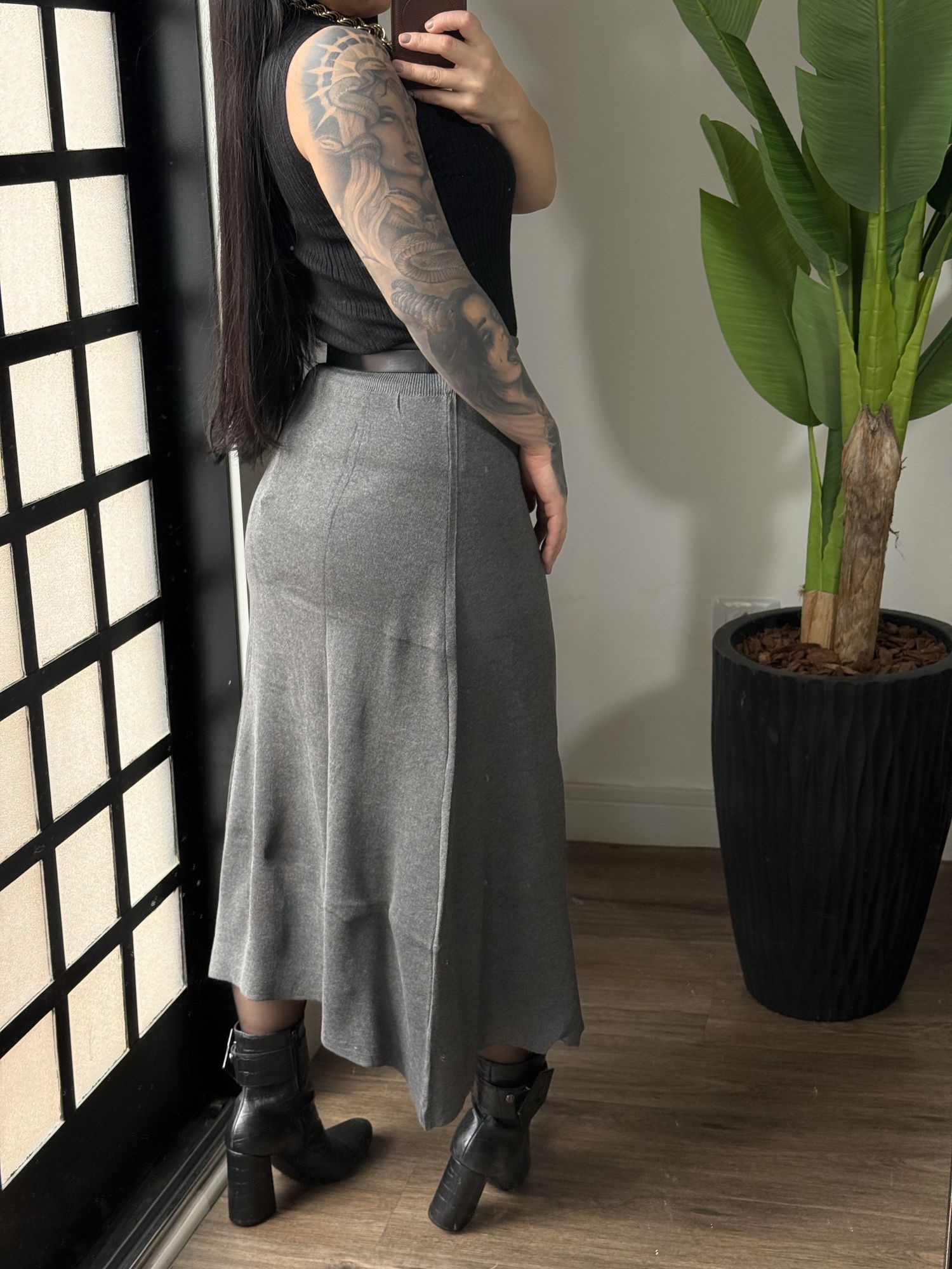 Saia Midi Tricô Carol 5105- Cinza 