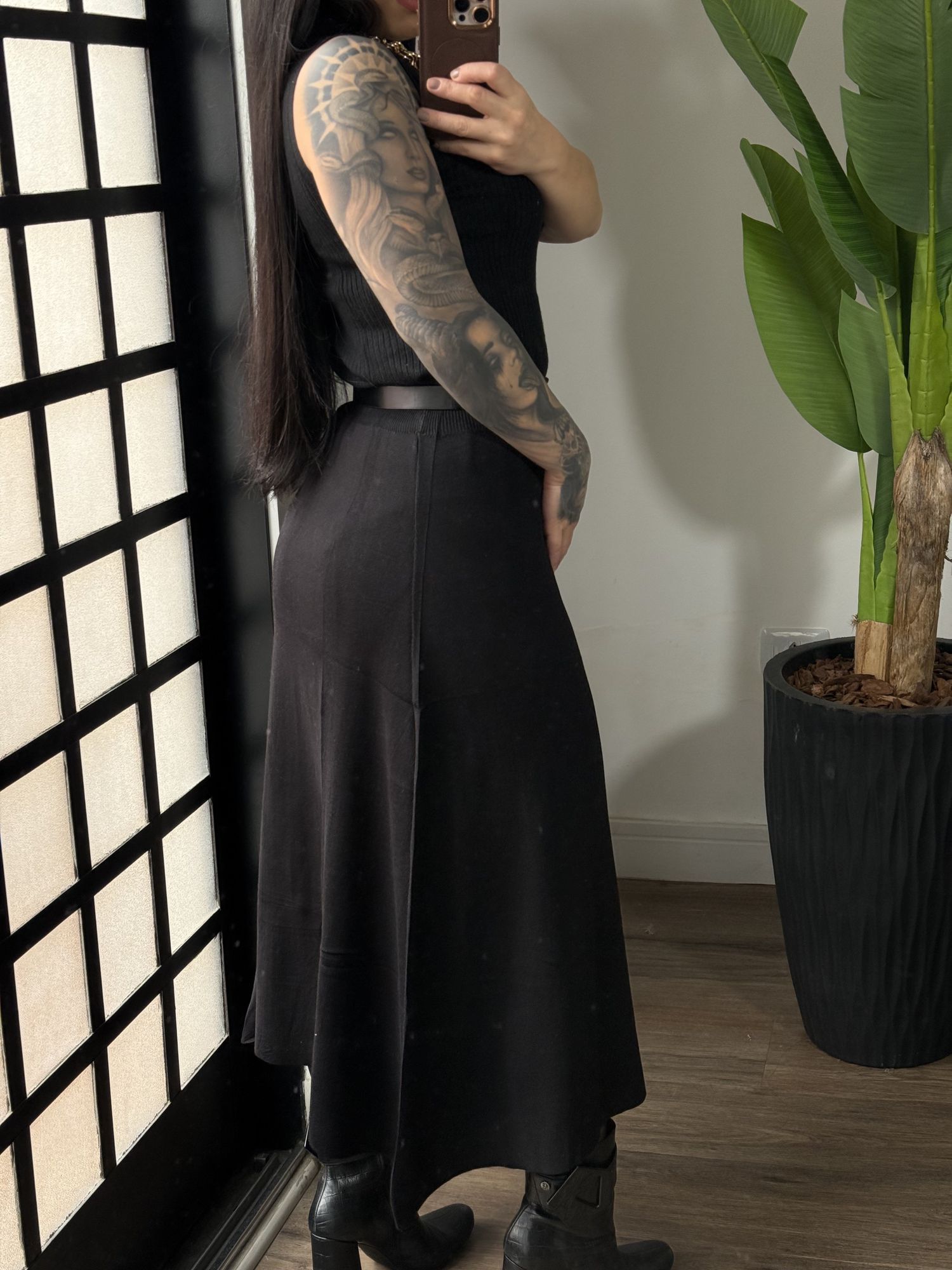 Saia Midi Tricô Carol 5105 - Preto 