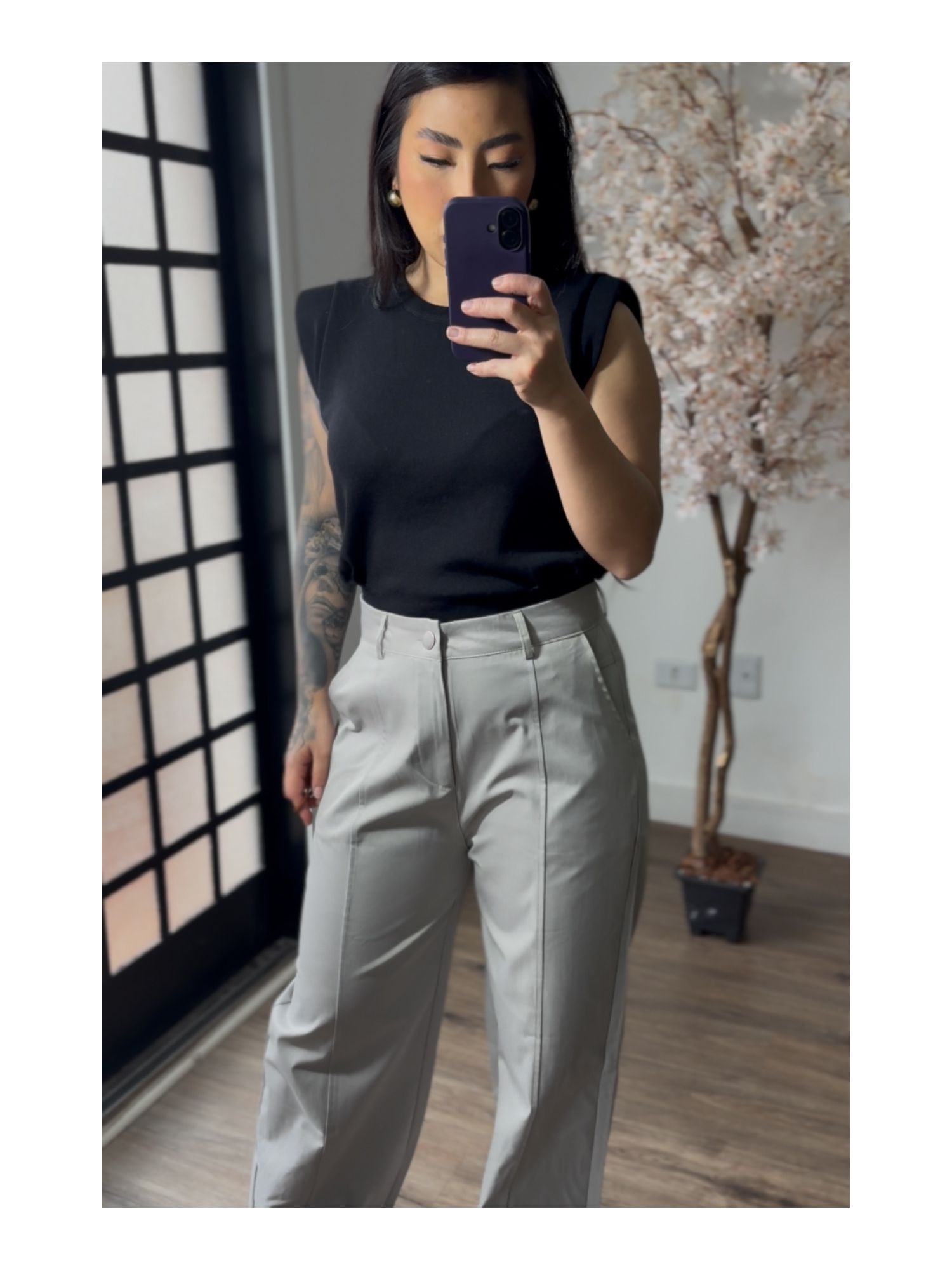 Calça Pantalona Acetinada Plus Size Aura 1185 - Cinza C065