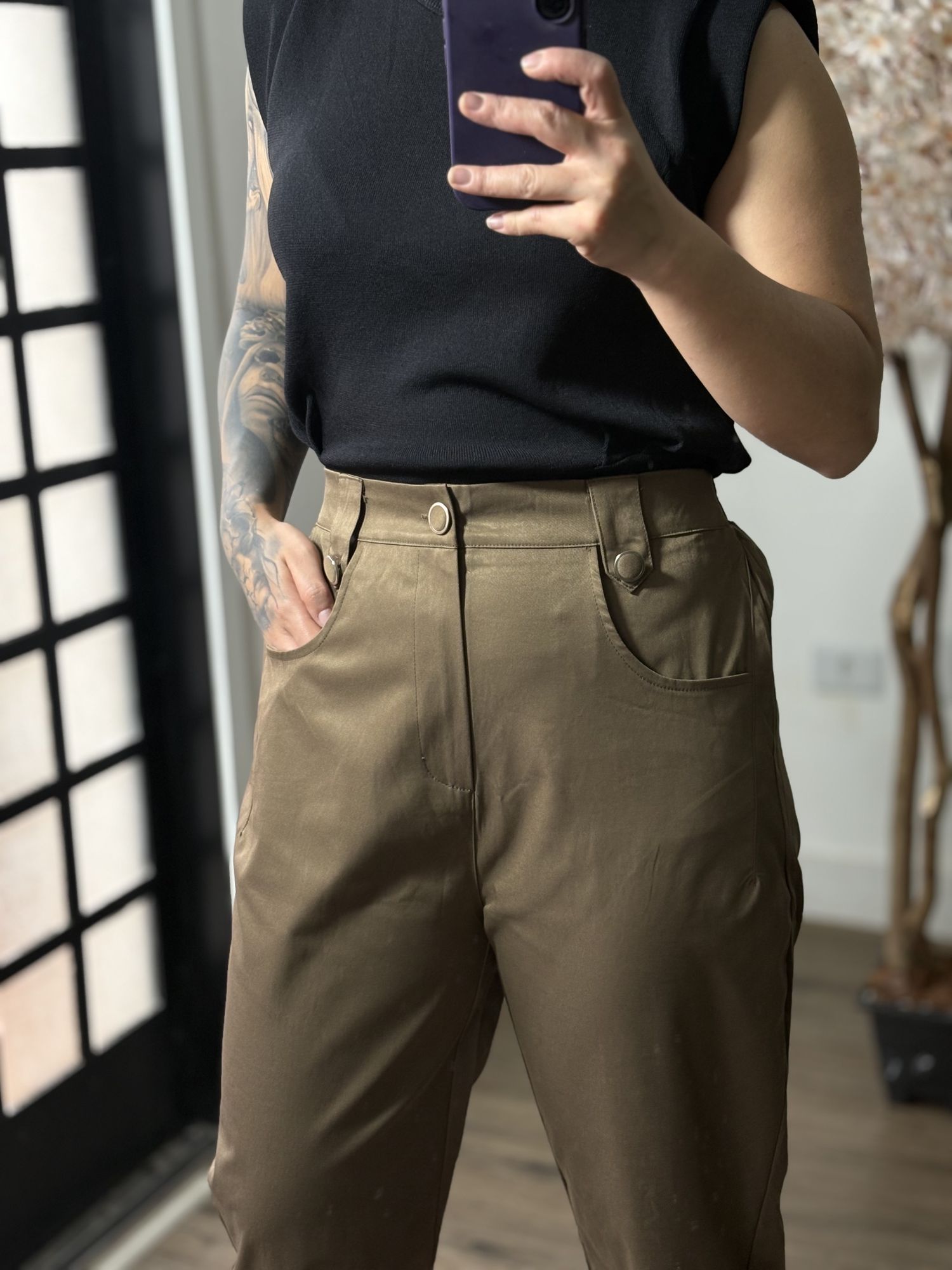Calça Acetinada Plus Size Alana 1183 - Marrom C065