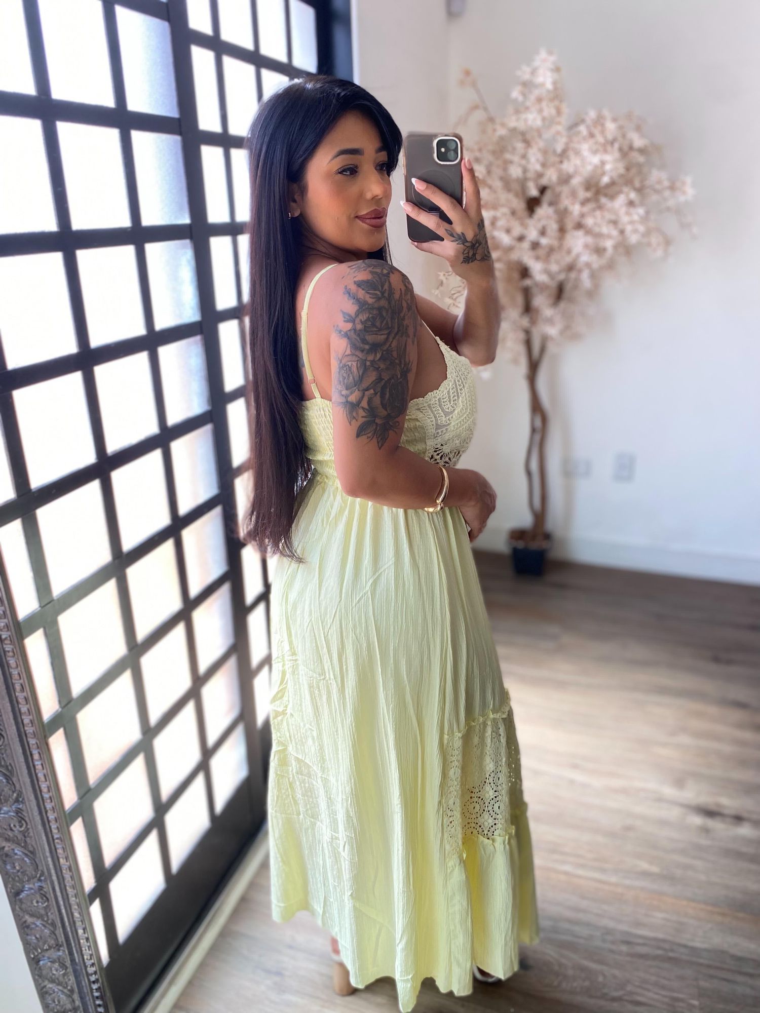 Vestido Rendado Daniela 5173 - Amarelo Manteiga C042 