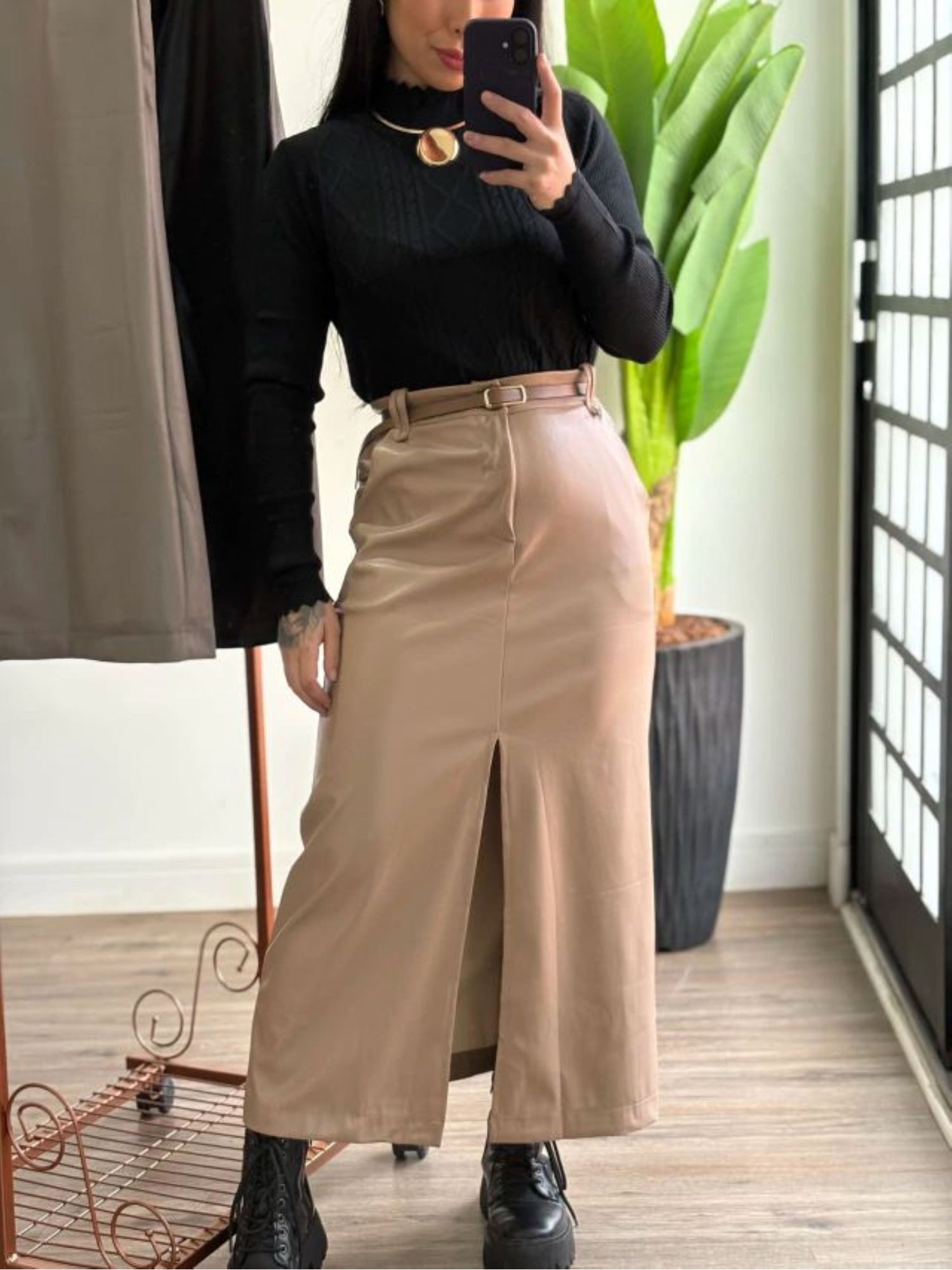 Saia couro Beatriz 291 cinza 