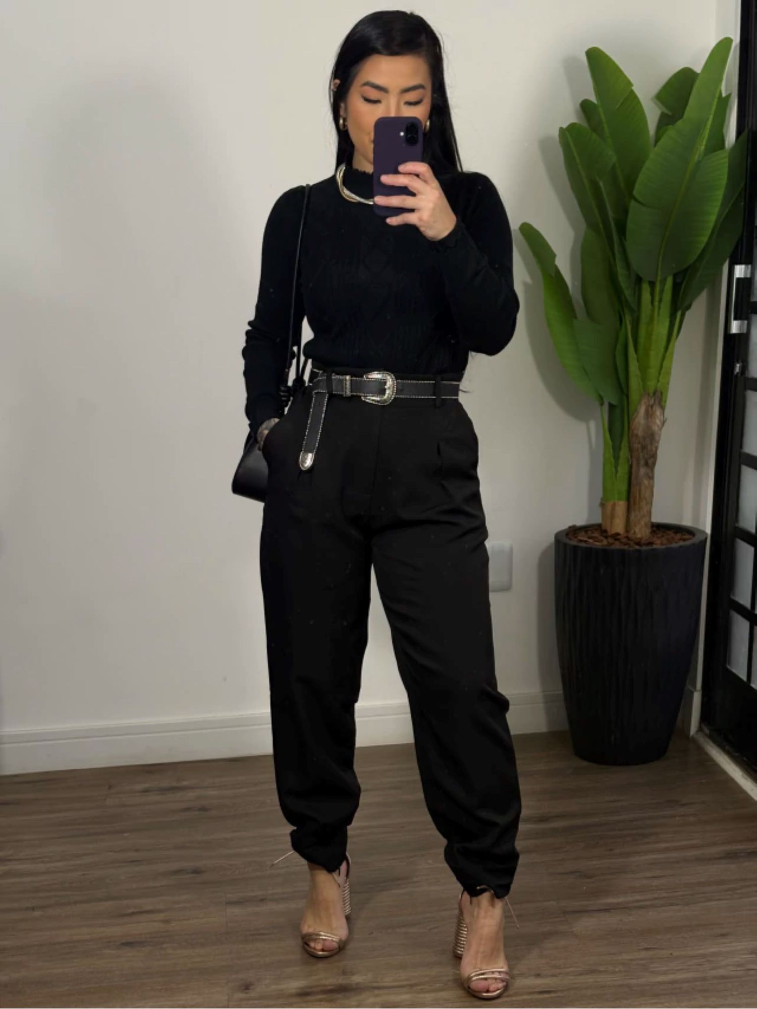 Calça alfaiataria cenoura Gisele - 152 - Preto 