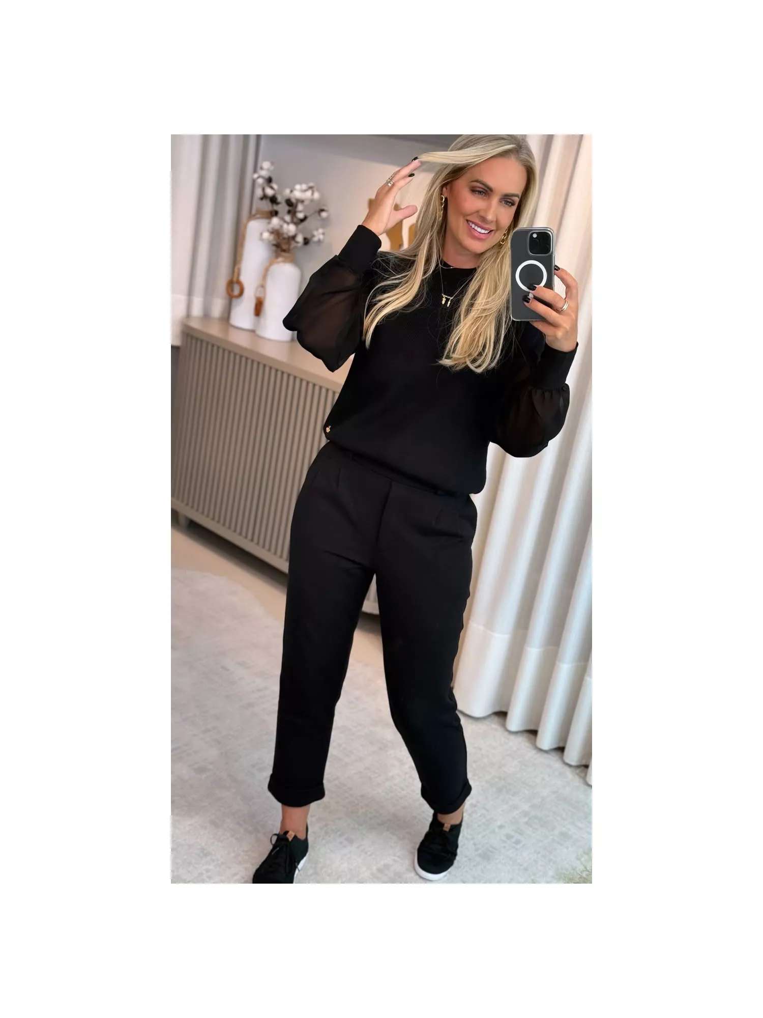 Blusa Abenção De Tricô Com Manga Em Tule Preto