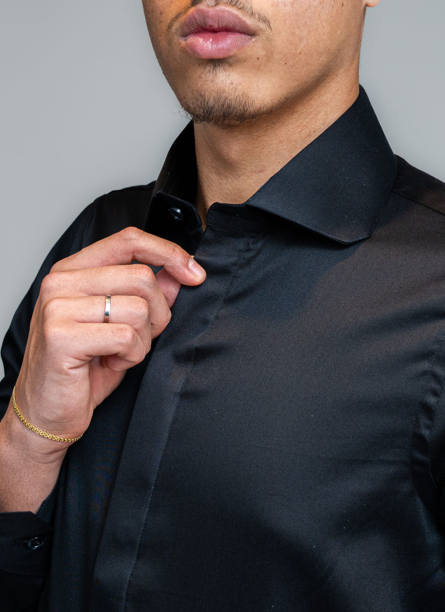 Camisa Gola Sextavada Stefano Preta