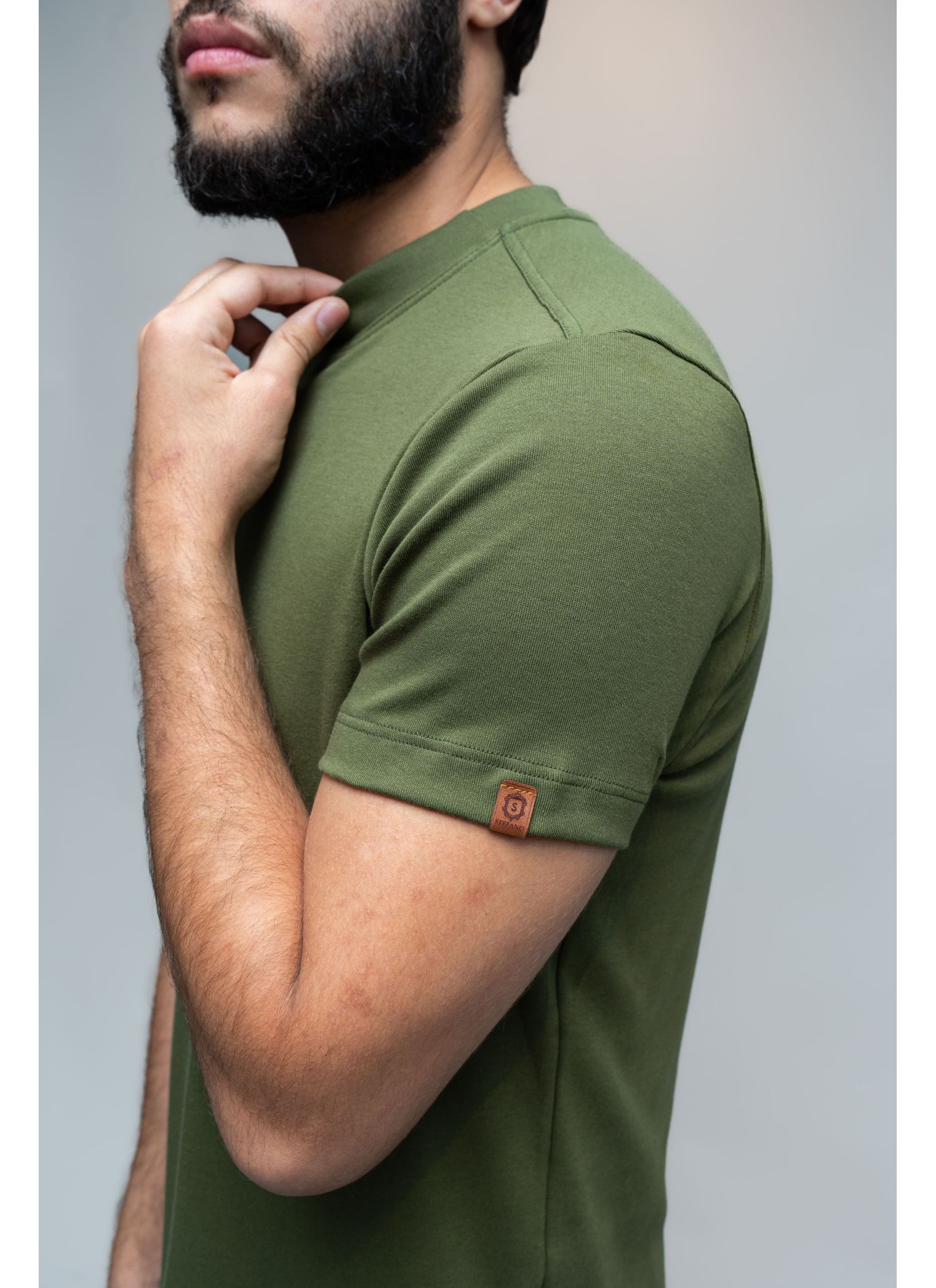 T-Shirt Gola Alta Stefano Egípcia Verde Militar
