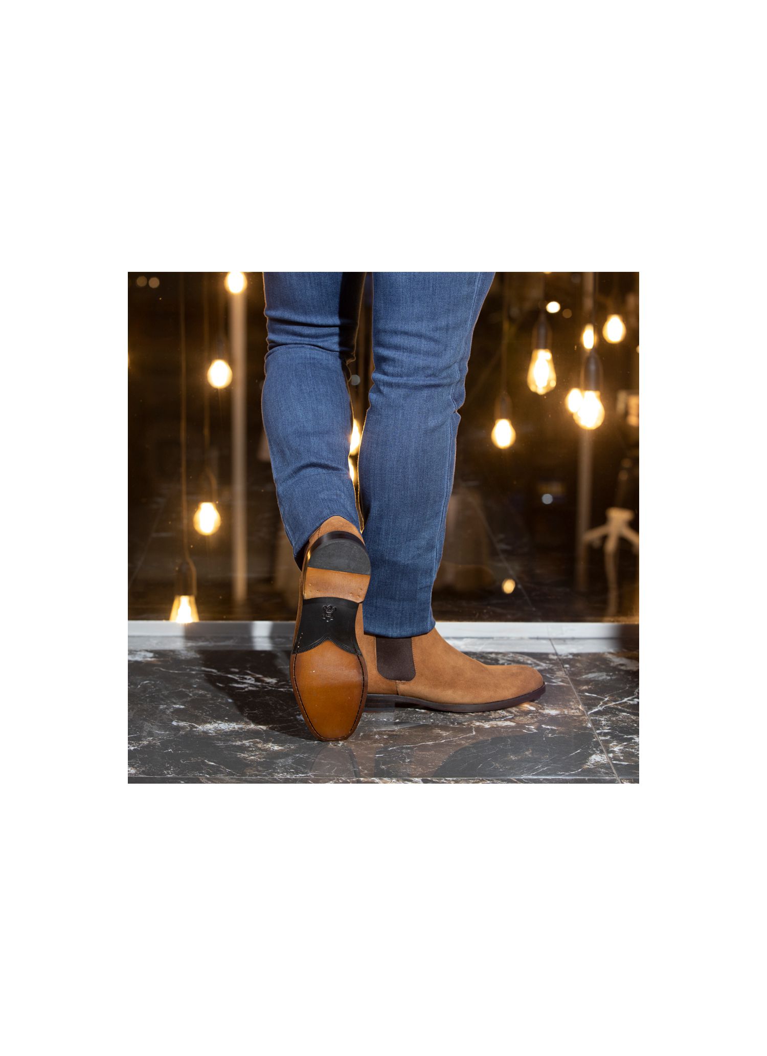 Bota Chelsea Camurça Whisky Stefano