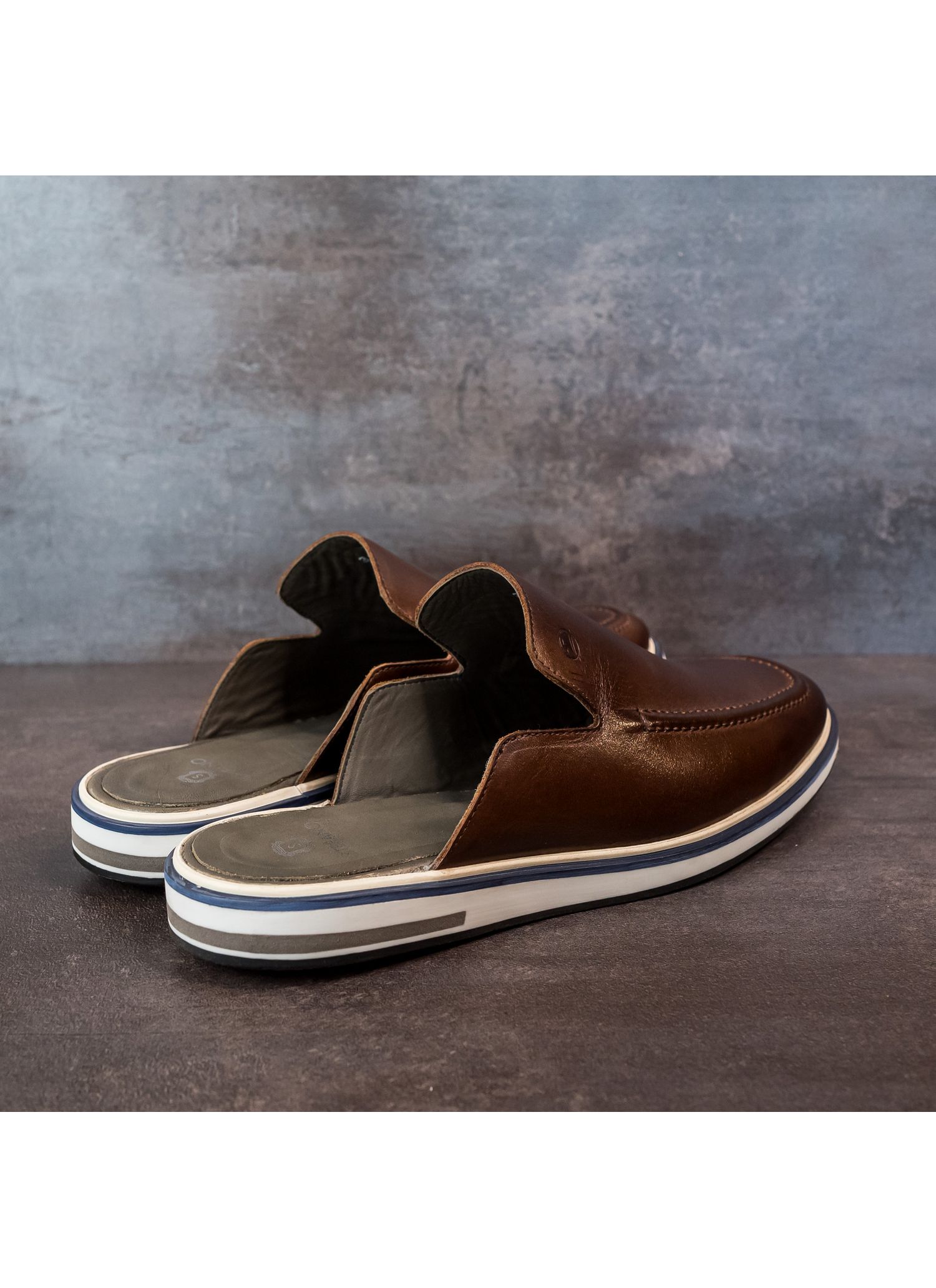 Mule Premium Stefano Café