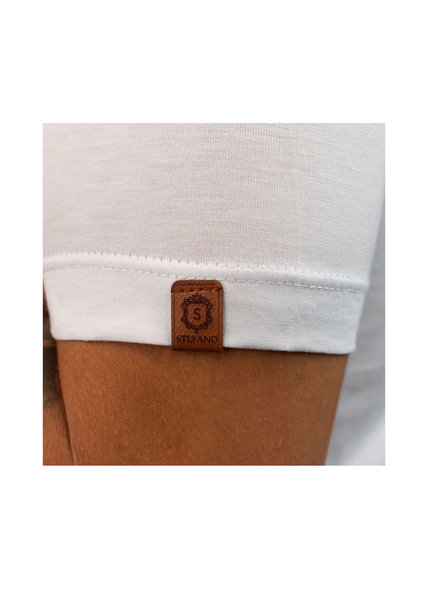 T-Shirt Pima Stefano Branca Emborrachada STFN