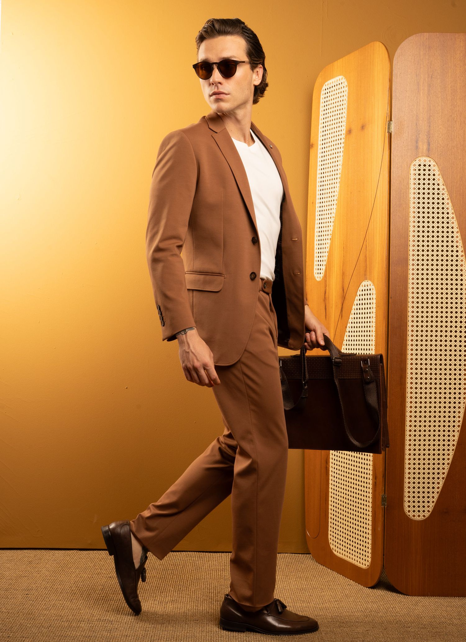 Costume Tecnológico Stefano Marrom