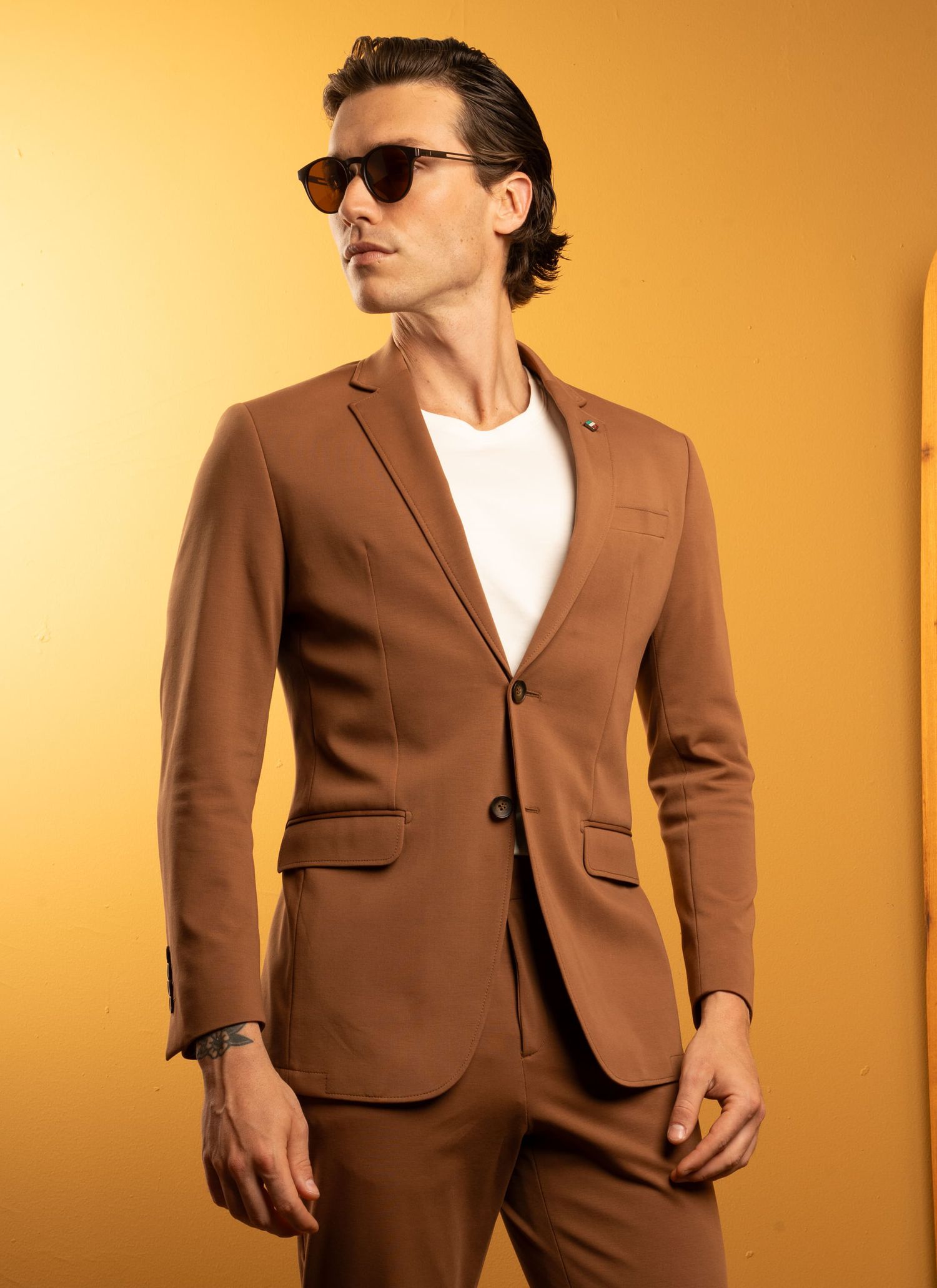 Costume Tecnológico Stefano Marrom