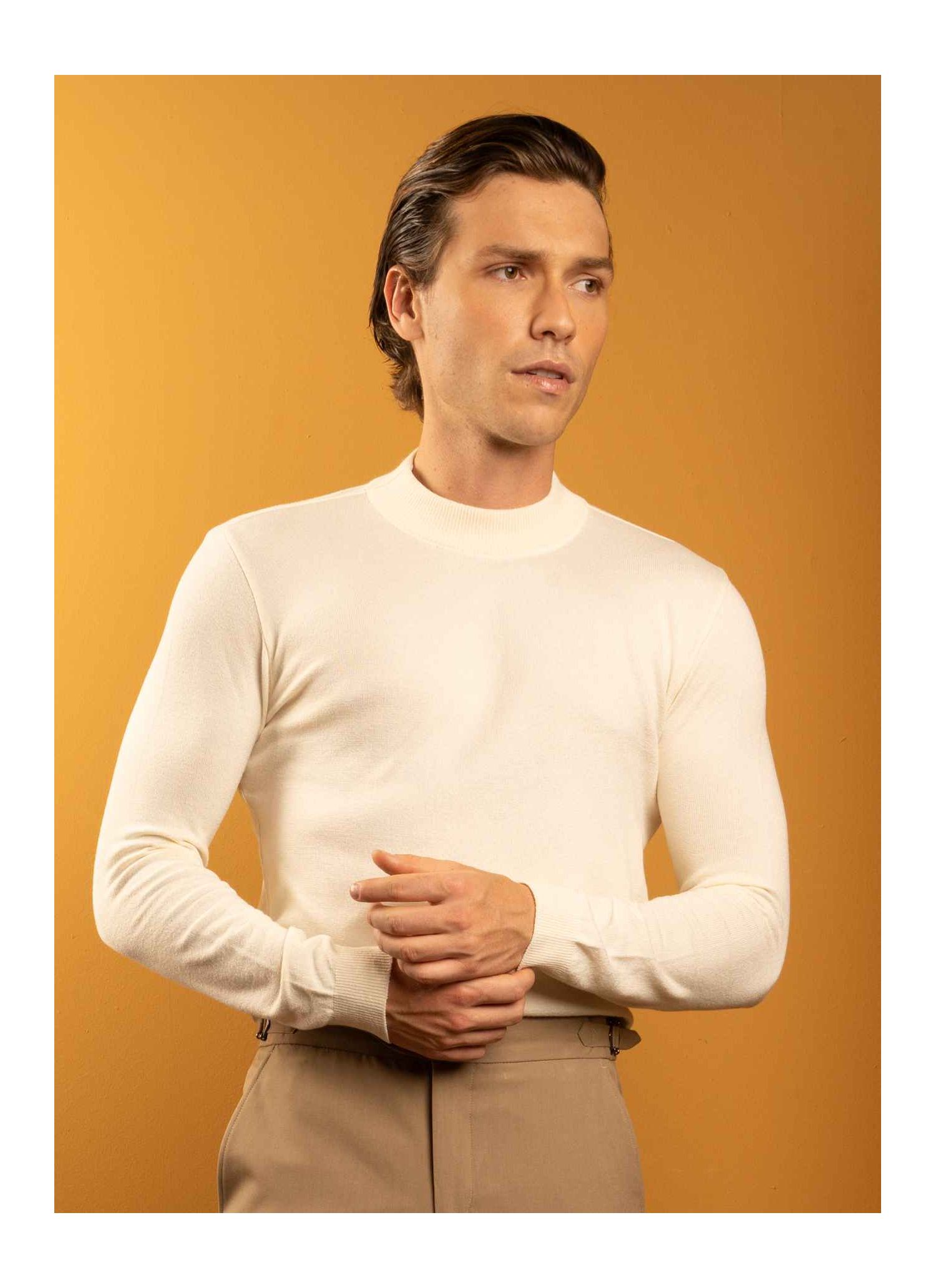 Suéter Gola Alta Stefano Off-White