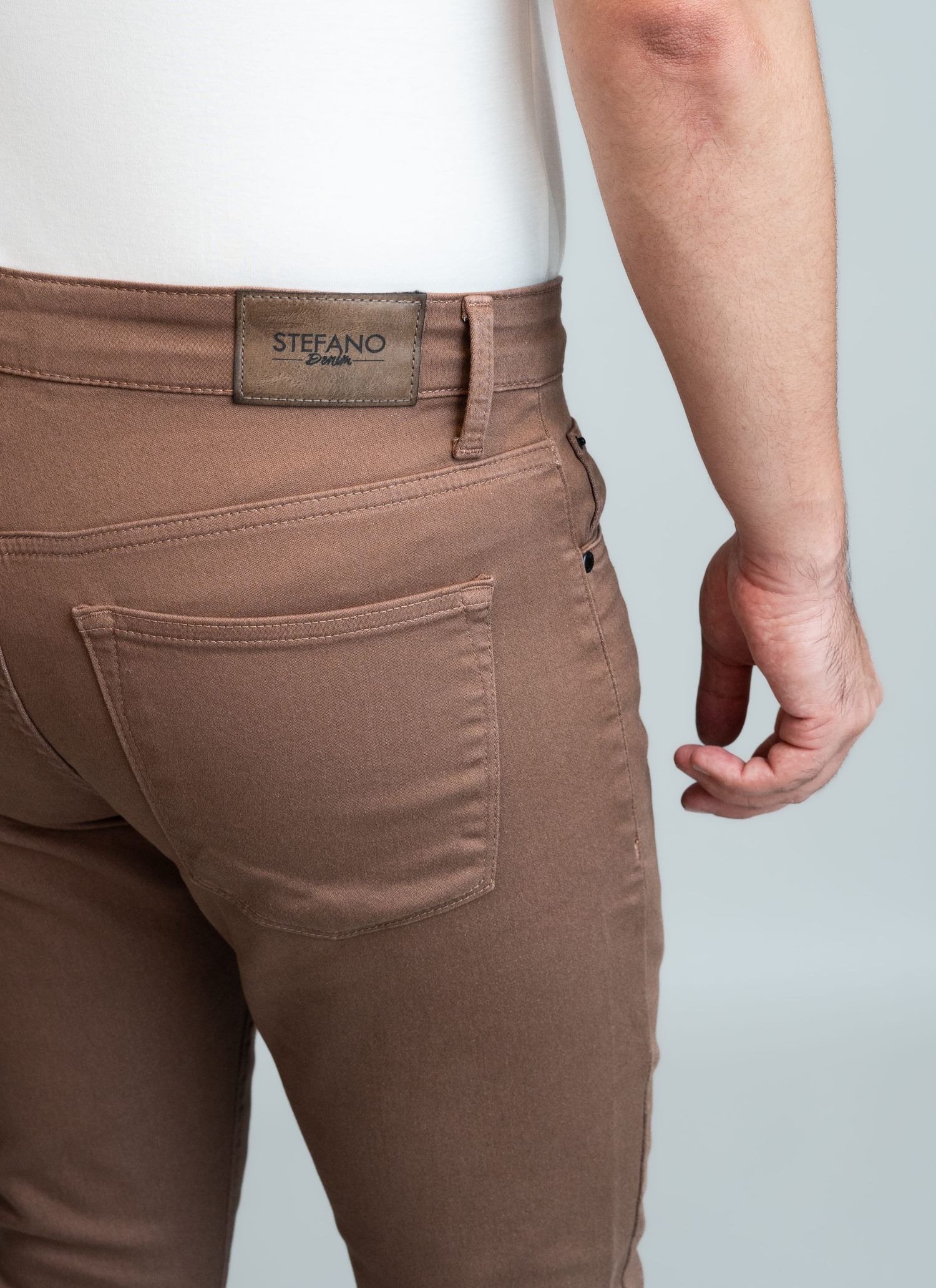 Calça Sarja Premium Stefano Marrom Café