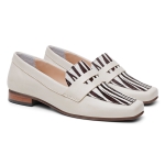 Sapato Social Feminino em Couro com estampa cor Off White