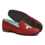Sapatilha Feminina em Couro Camurça com bordado de Abelha Cor Vermelho
